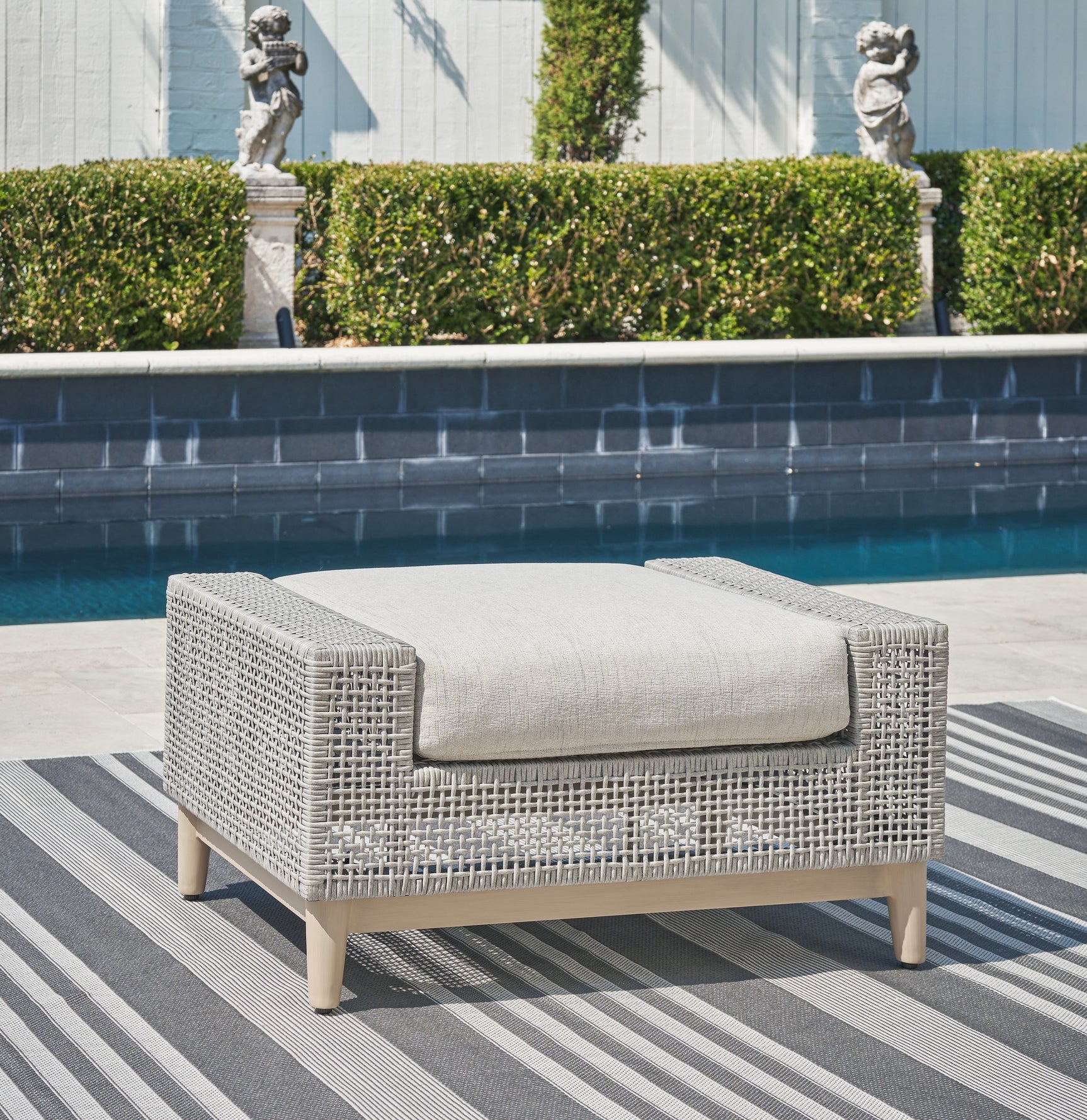 Seton Creek Outdoor - Tampa Furniture Outlet