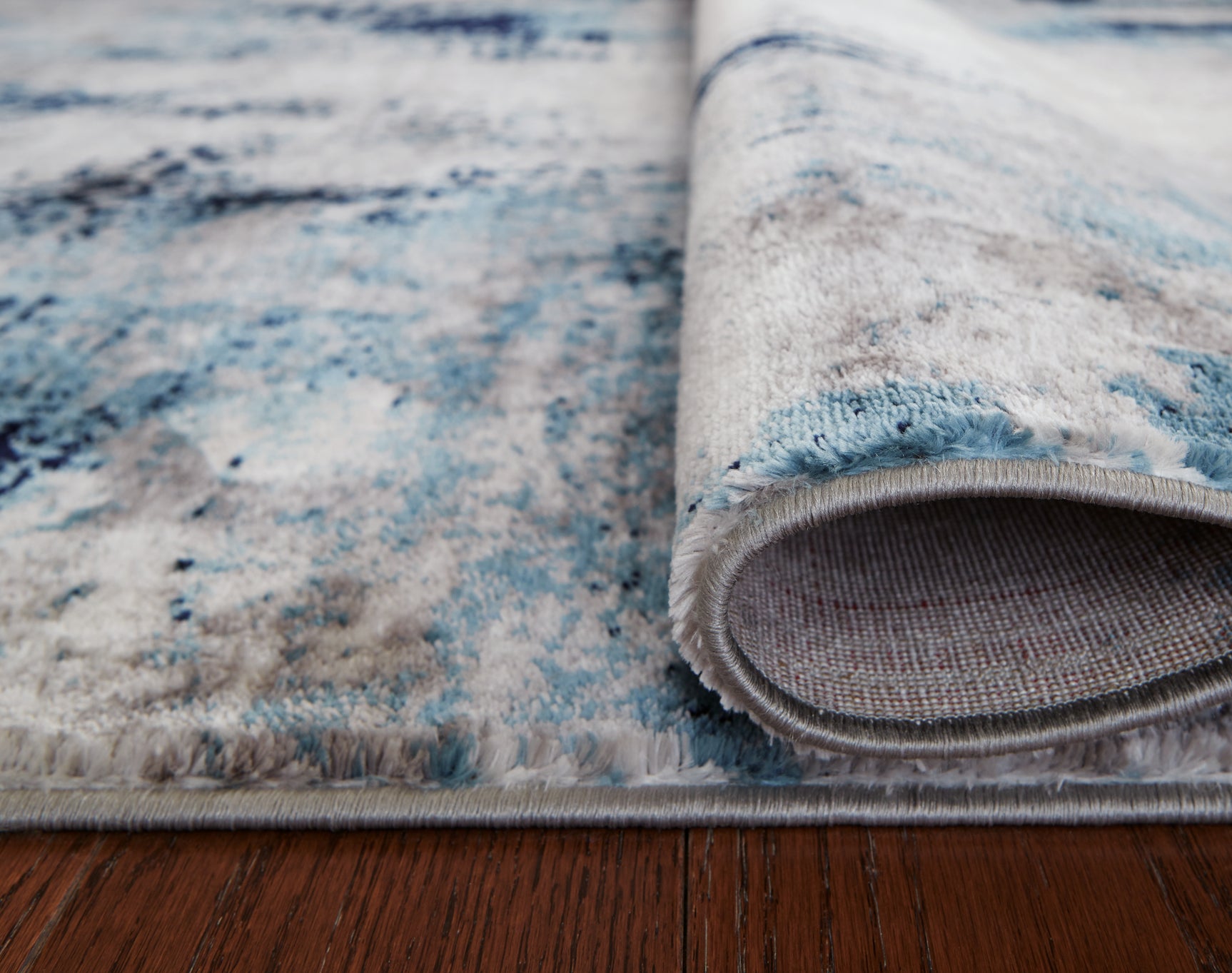 Leonelle Rug - Tampa Furniture Outlet