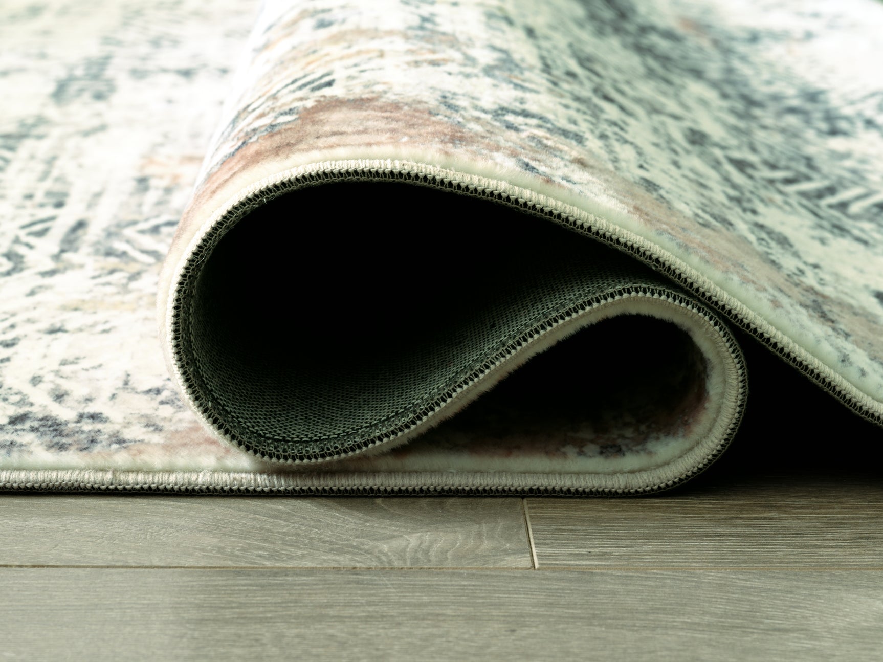 Redlings Rug - Tampa Furniture Outlet