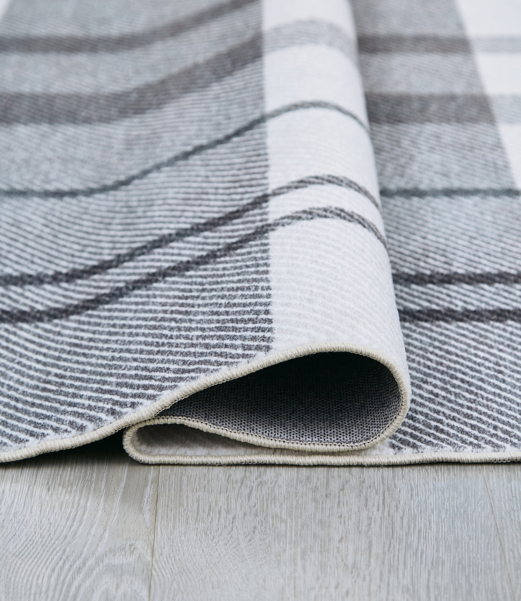 Kaidlow Rug - Tampa Furniture Outlet