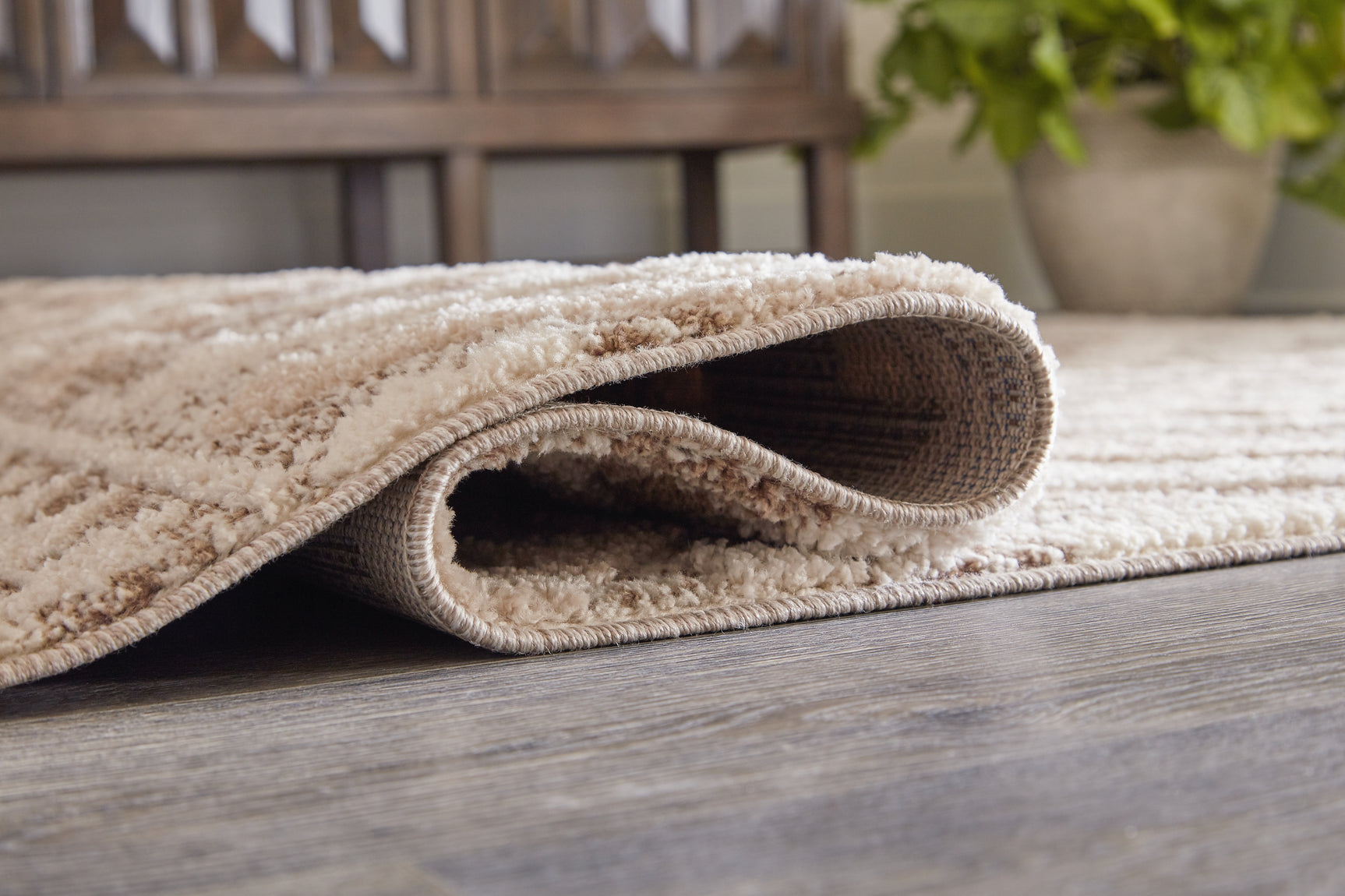 Odedale Rug - Tampa Furniture Outlet