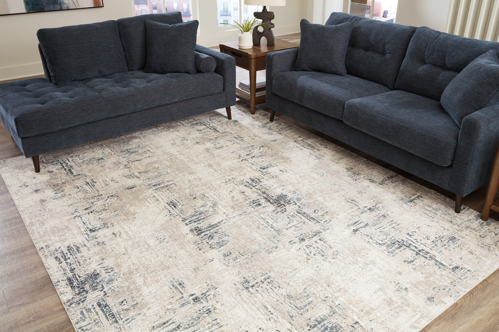 Tampa Furniture Outlet - Ashley Furniture - Gentor Rug - 8' x 10' Rug / Blue/Ivory - R406521