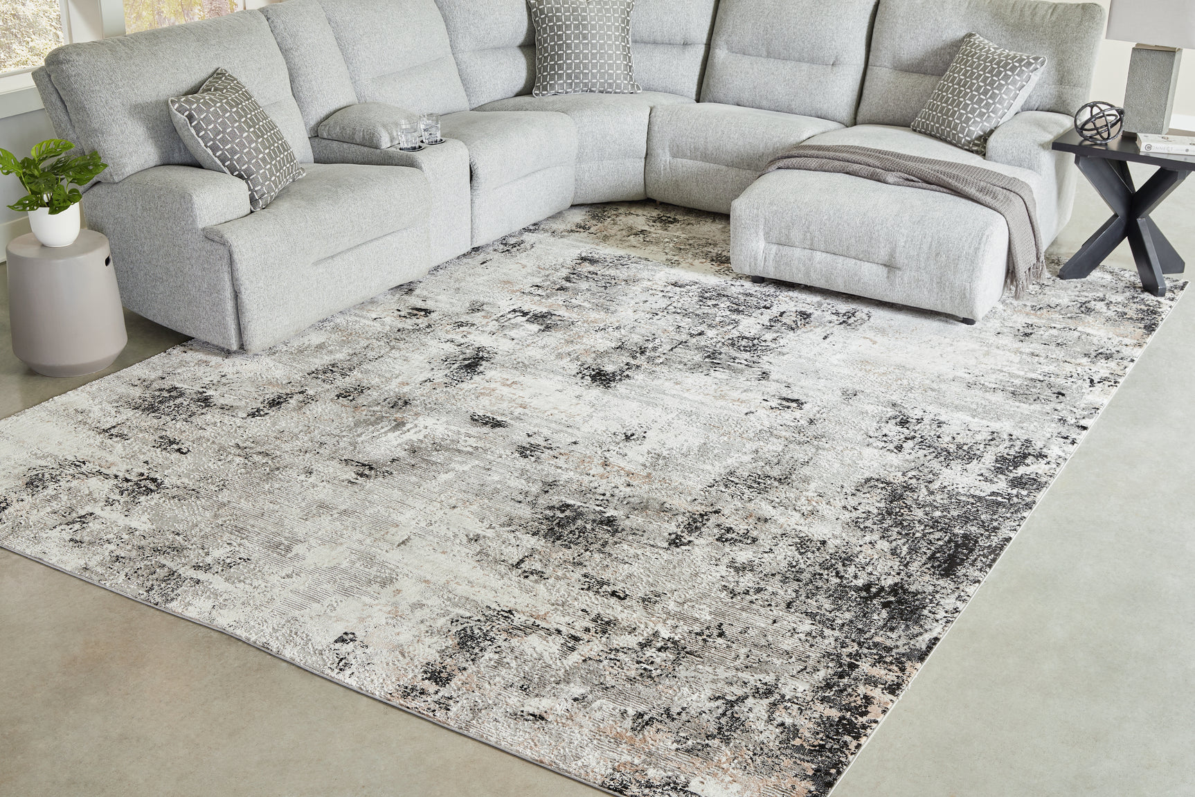Tampa Furniture Outlet - Ashley Furniture - Langwell Rug - 5' x 7' Rug / Black/Gray/White - R406782