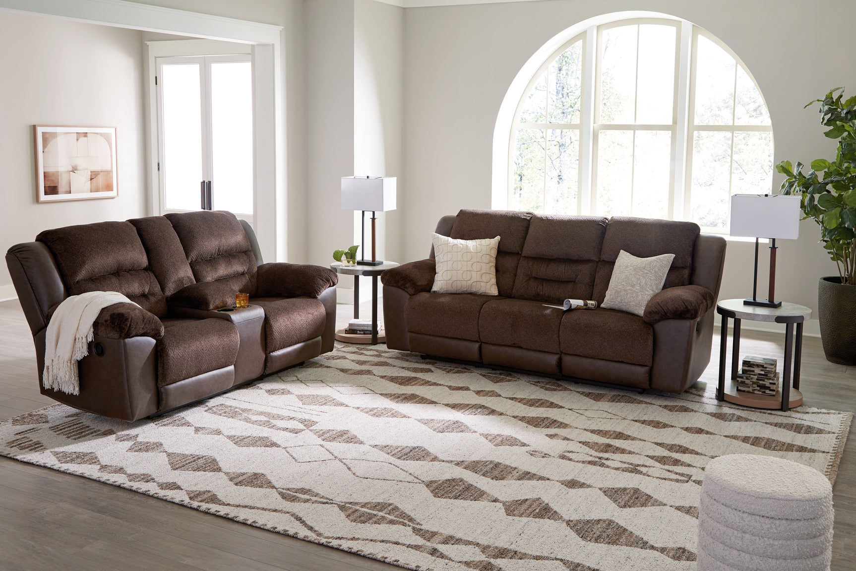 Tampa Furniture Outlet - Ashley Furniture - Brettler Rug - 10' x 14' Rug / Beige/Brown - R406790