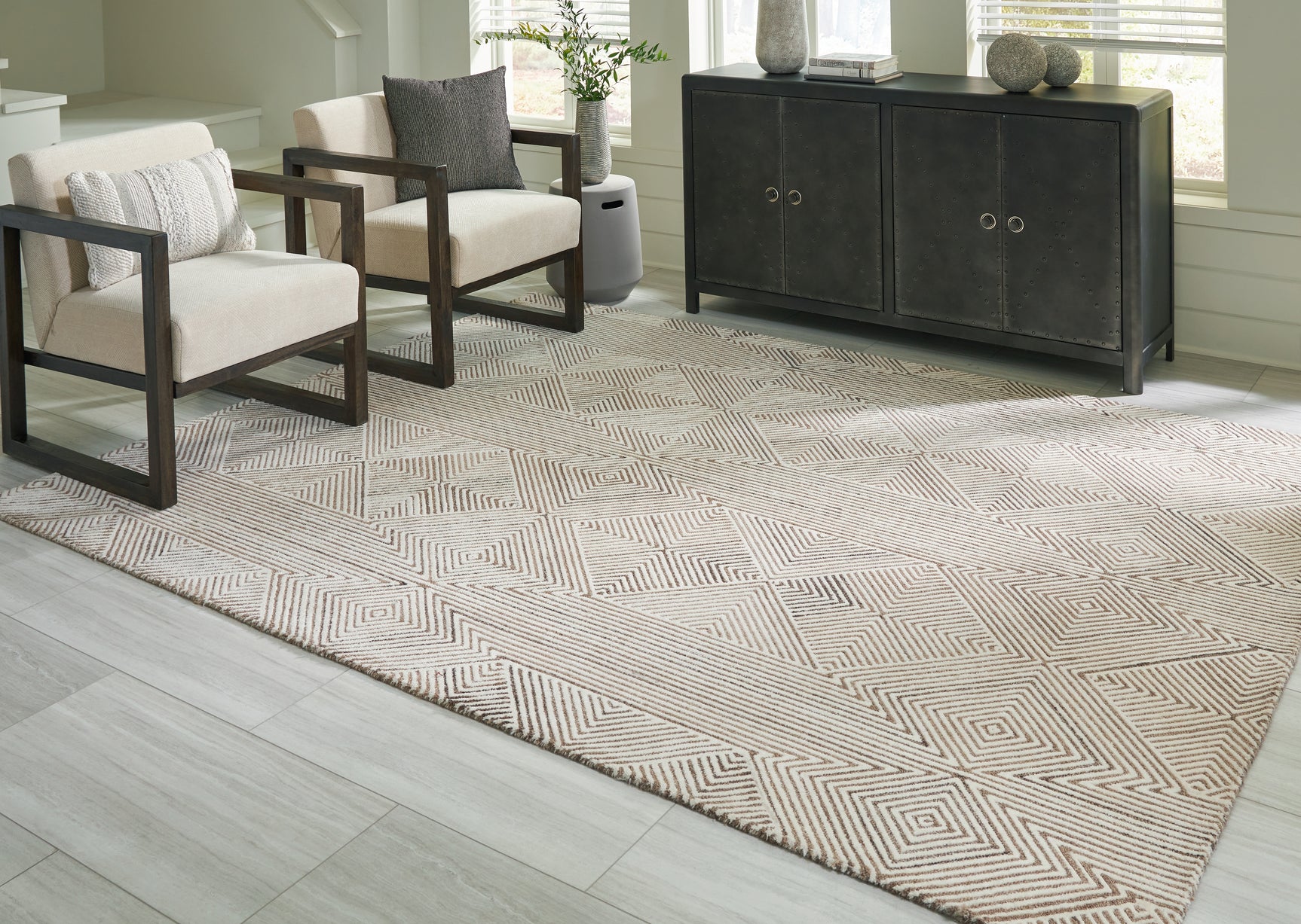 Jadott Rug - Tampa Furniture Outlet