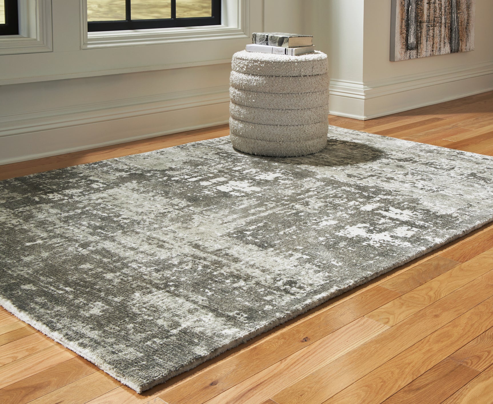 Valmontic Rug - Tampa Furniture Outlet