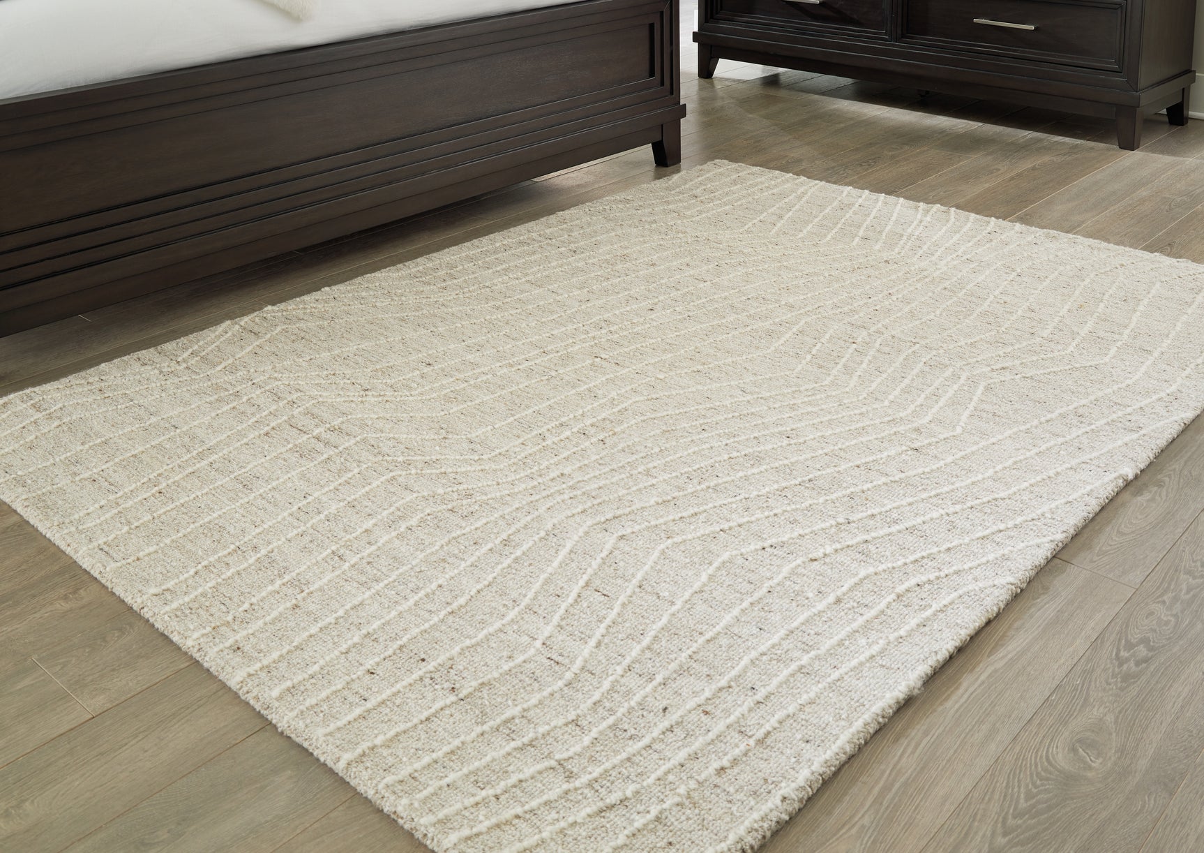 Varahill Rug - Tampa Furniture Outlet