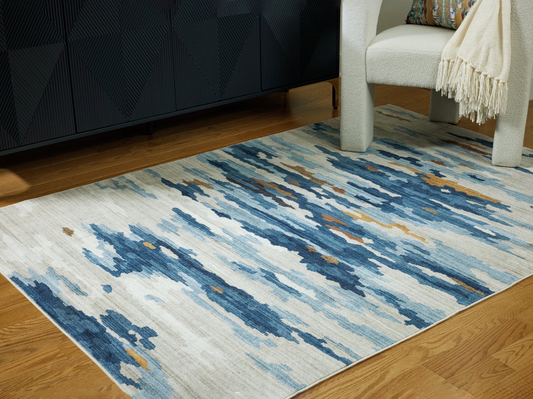 Tampa Furniture Outlet - Ashley Furniture - Vinlett Rug - 8' x 10' Washable Rug / Cream/Blue/Brown - R407041