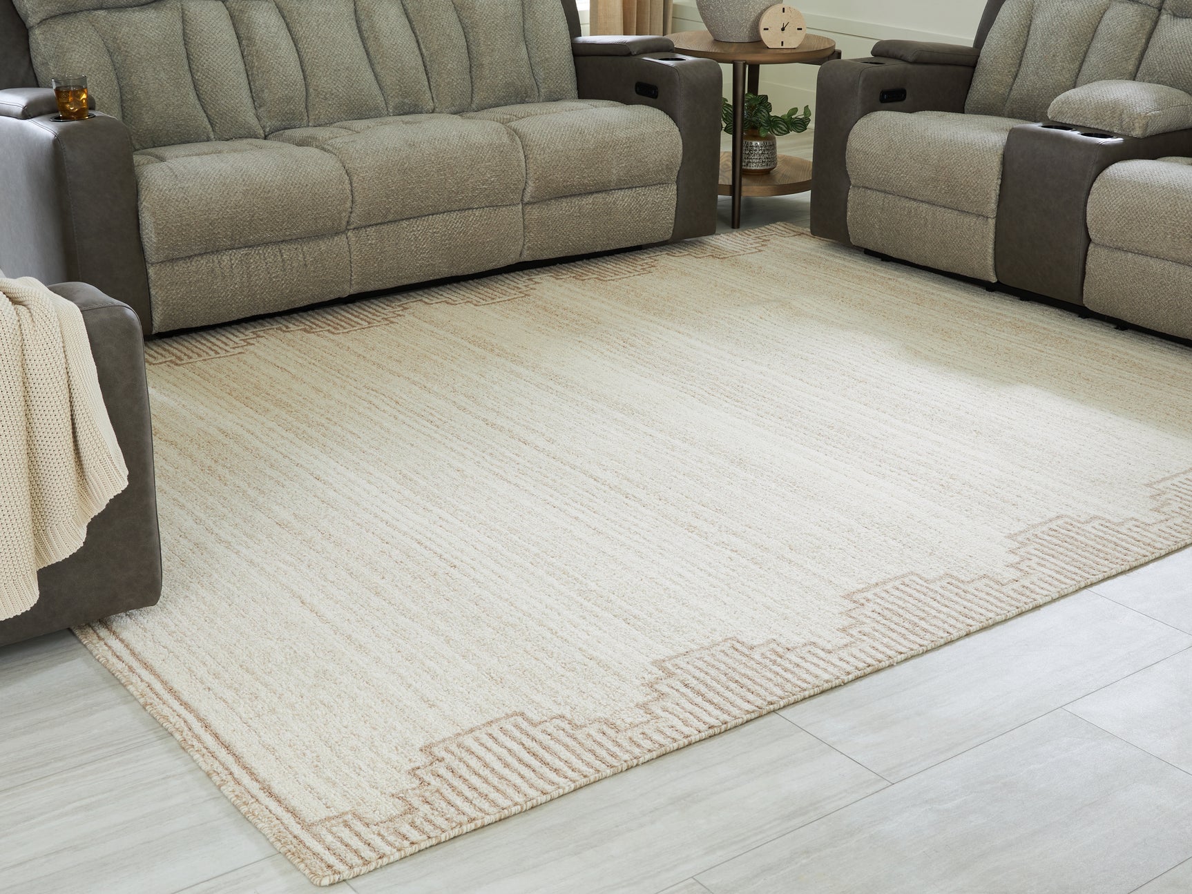 Emorymore Rug - Tampa Furniture Outlet