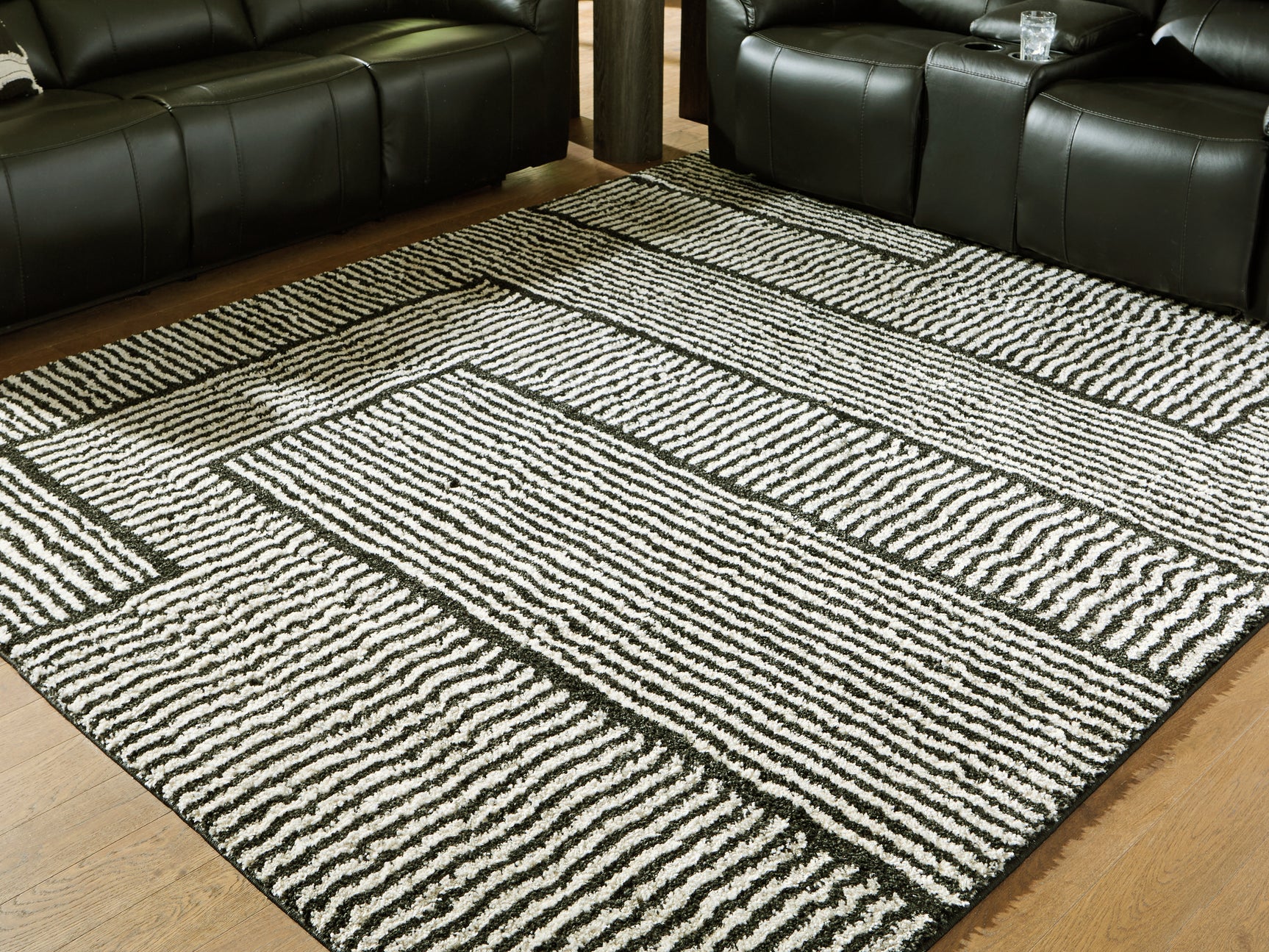 Kurtmen Rug - Tampa Furniture Outlet
