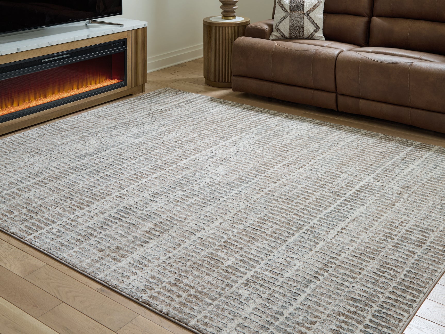 Fuadwick Rug - Tampa Furniture Outlet