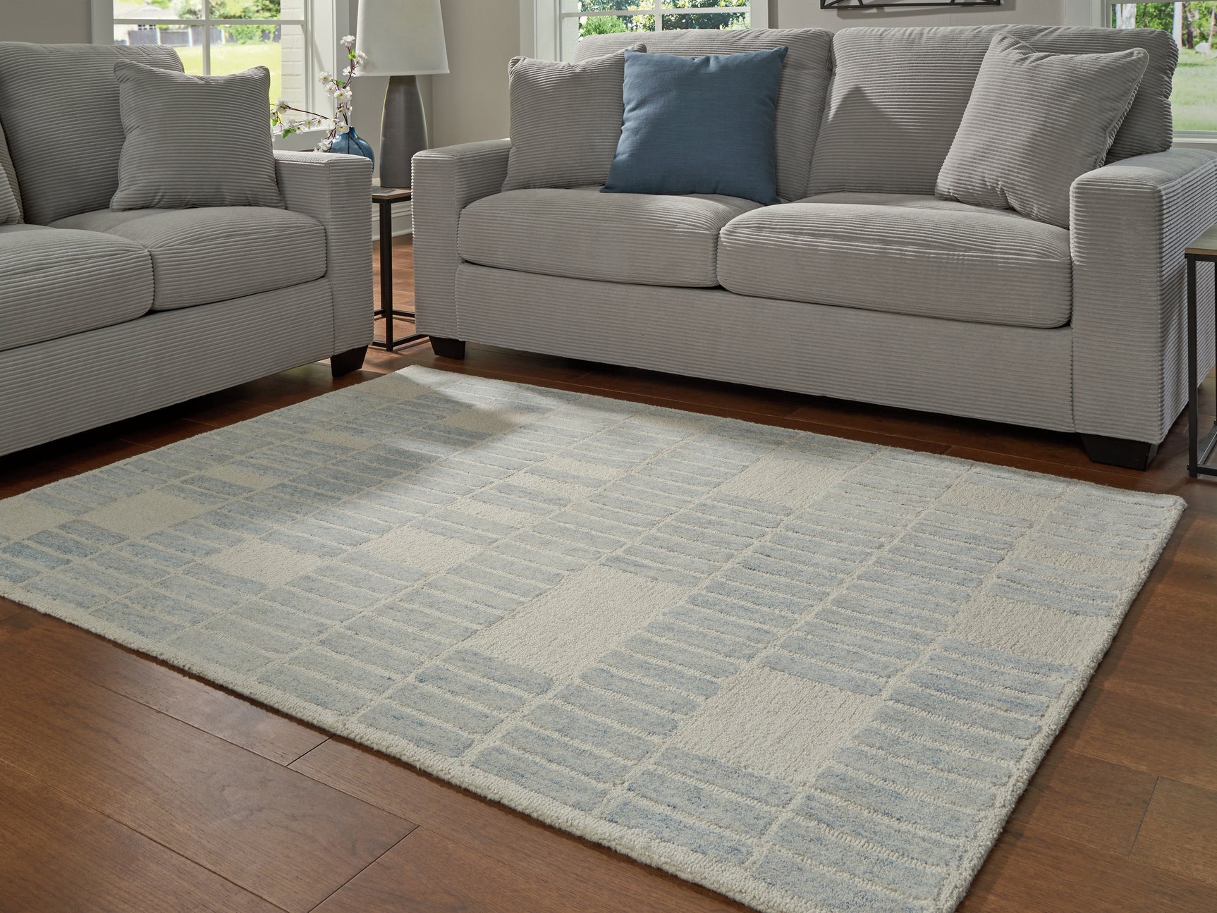Dylanton Rug - Tampa Furniture Outlet