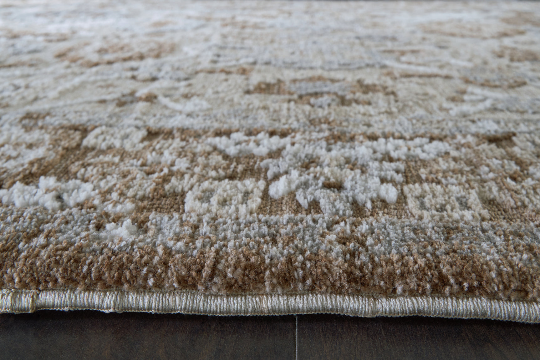 Ainswick Rug - Tampa Furniture Outlet