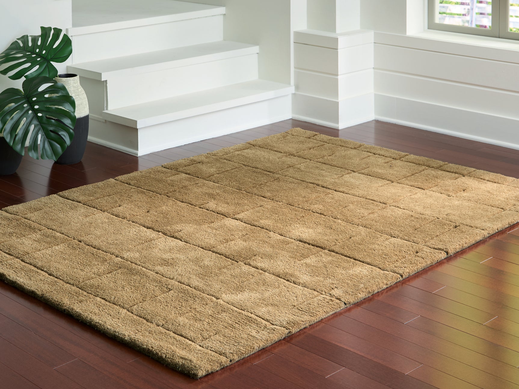 Luzmont Rug - Tampa Furniture Outlet