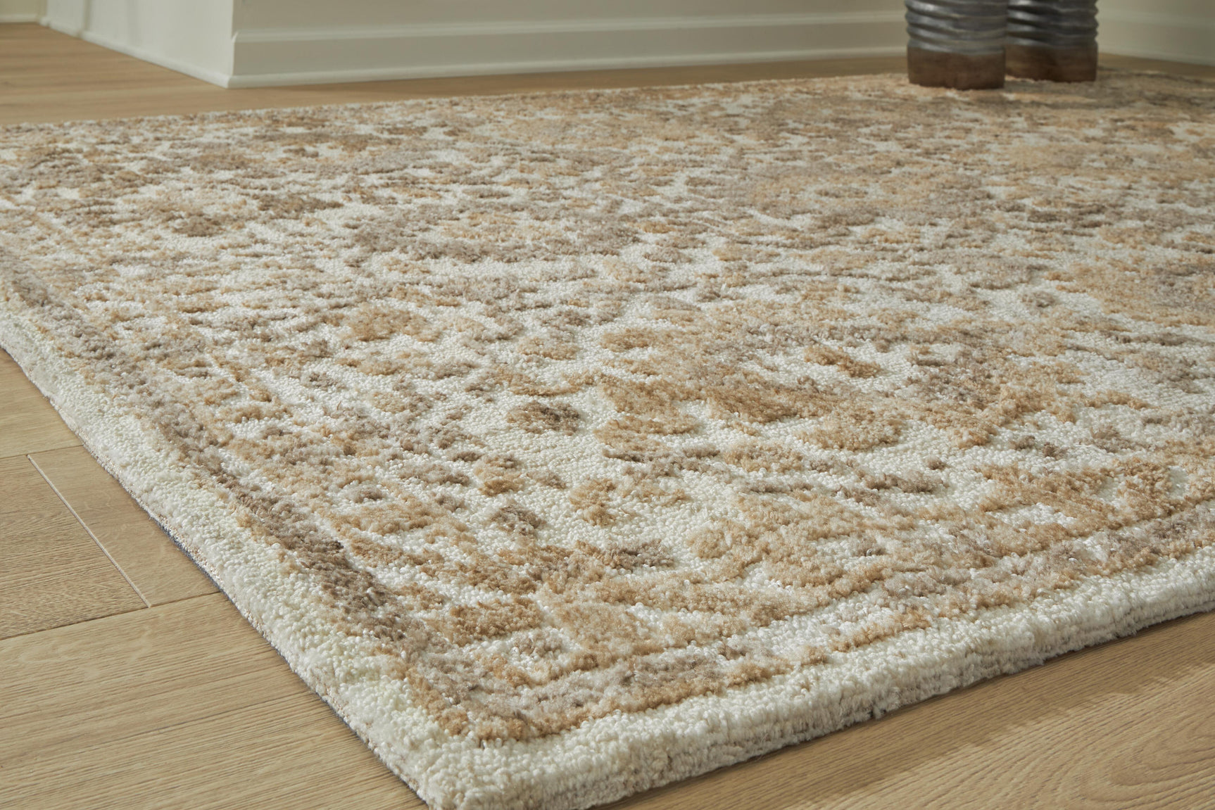 Sableridge Rug - Tampa Furniture Outlet