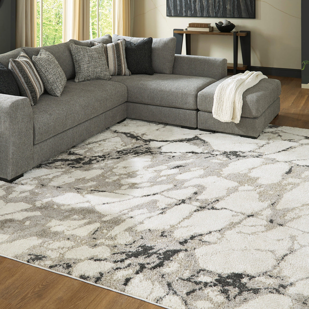 Tampa Furniture Outlet - Ashley Furniture - Worthbrook Rug - Large Rug - R408721
