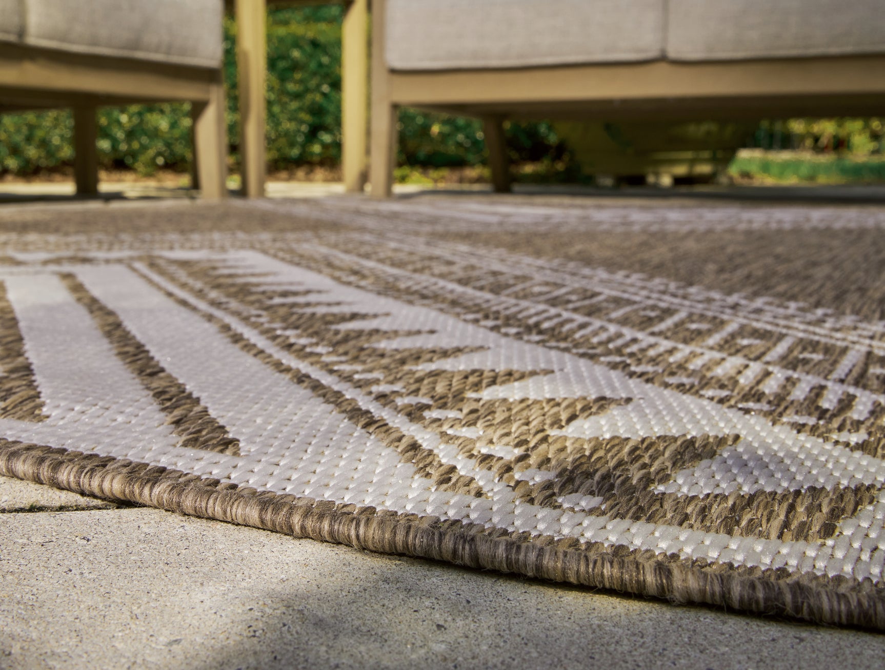 Dunsler Rug - Tampa Furniture Outlet