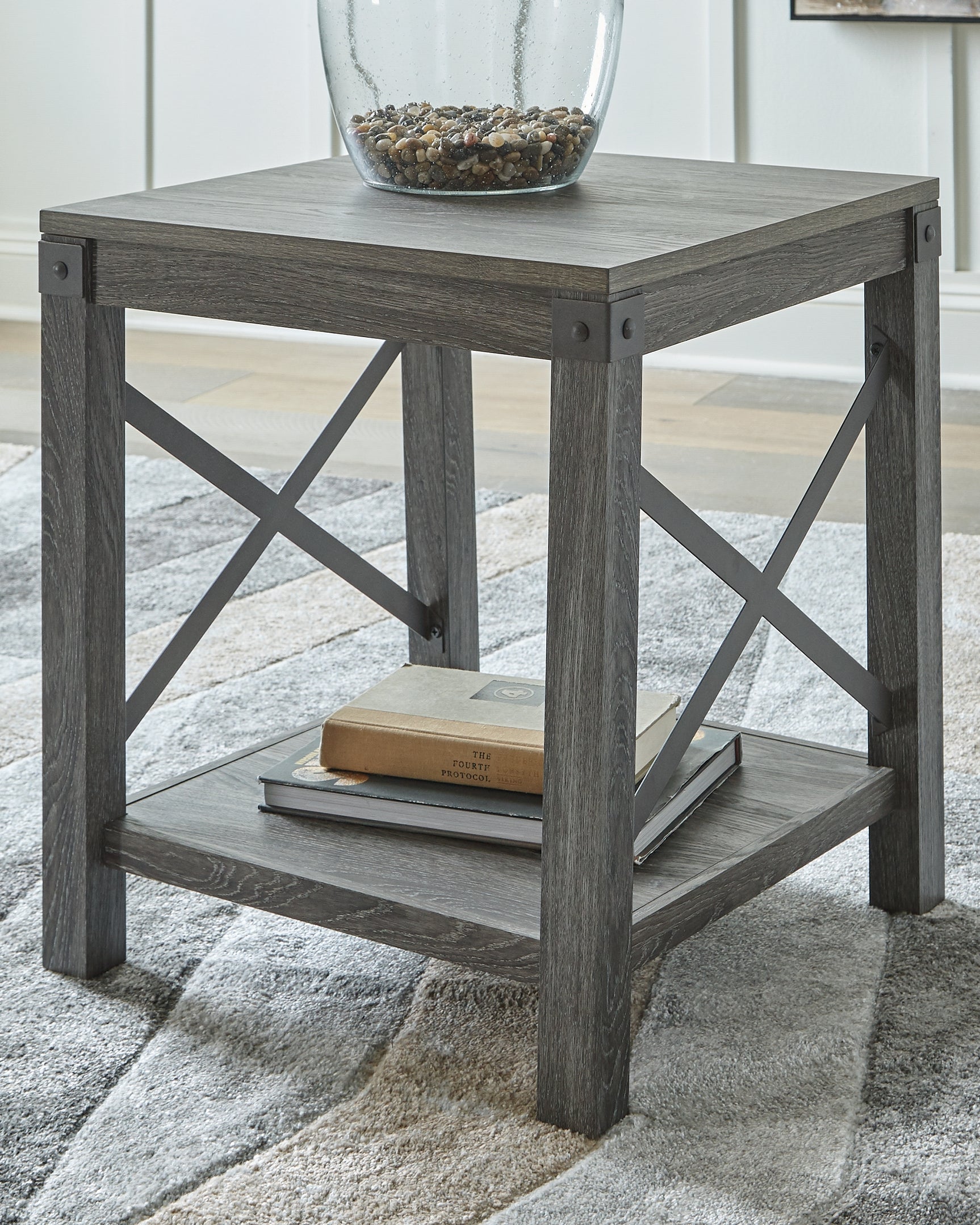 Freedan End Table - Tampa Furniture Outlet