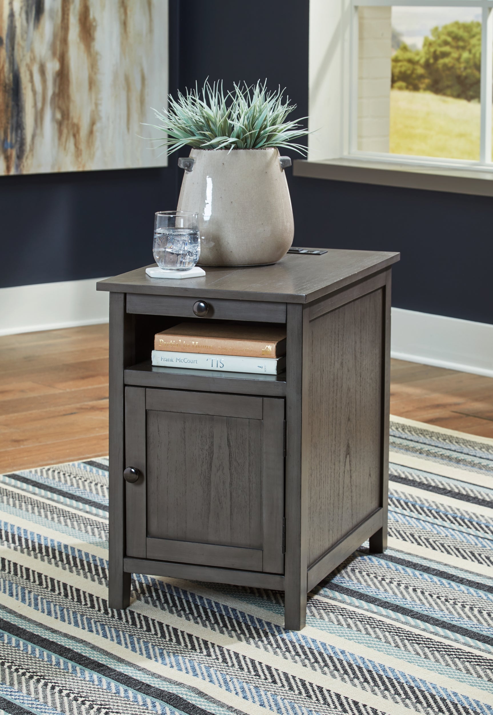 Treytown Chairside End Table - Tampa Furniture Outlet