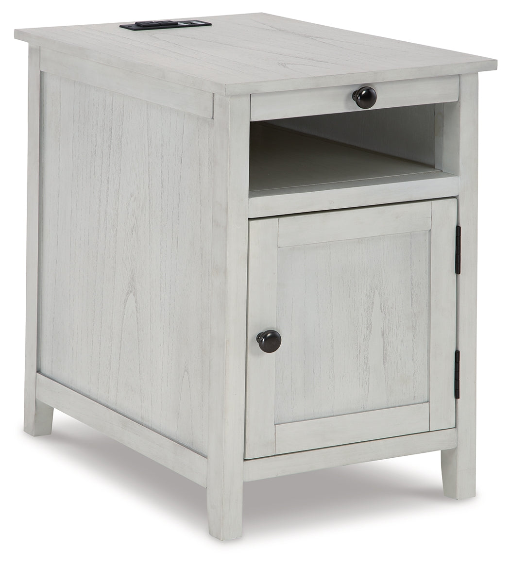 Treytown Chairside End Table - Tampa Furniture Outlet