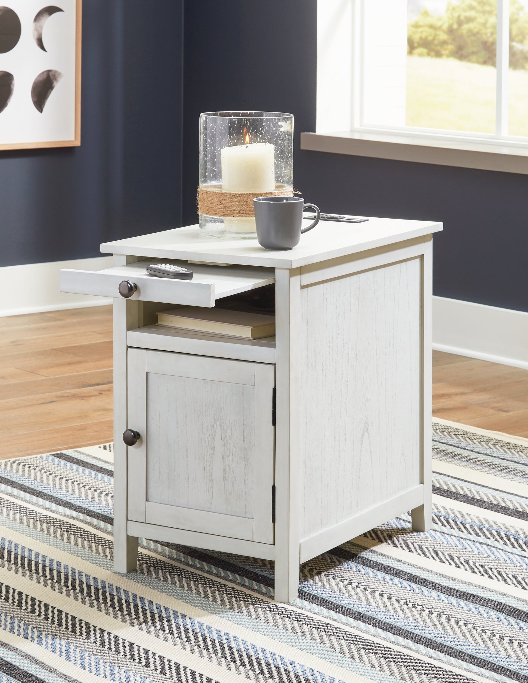 Treytown Chairside End Table - Tampa Furniture Outlet