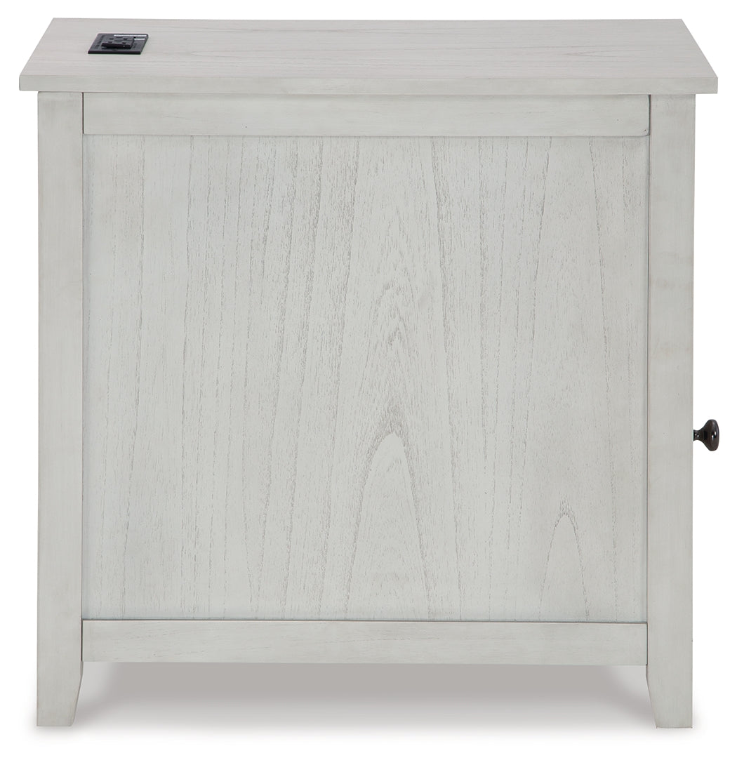 Treytown Chairside End Table - Tampa Furniture Outlet