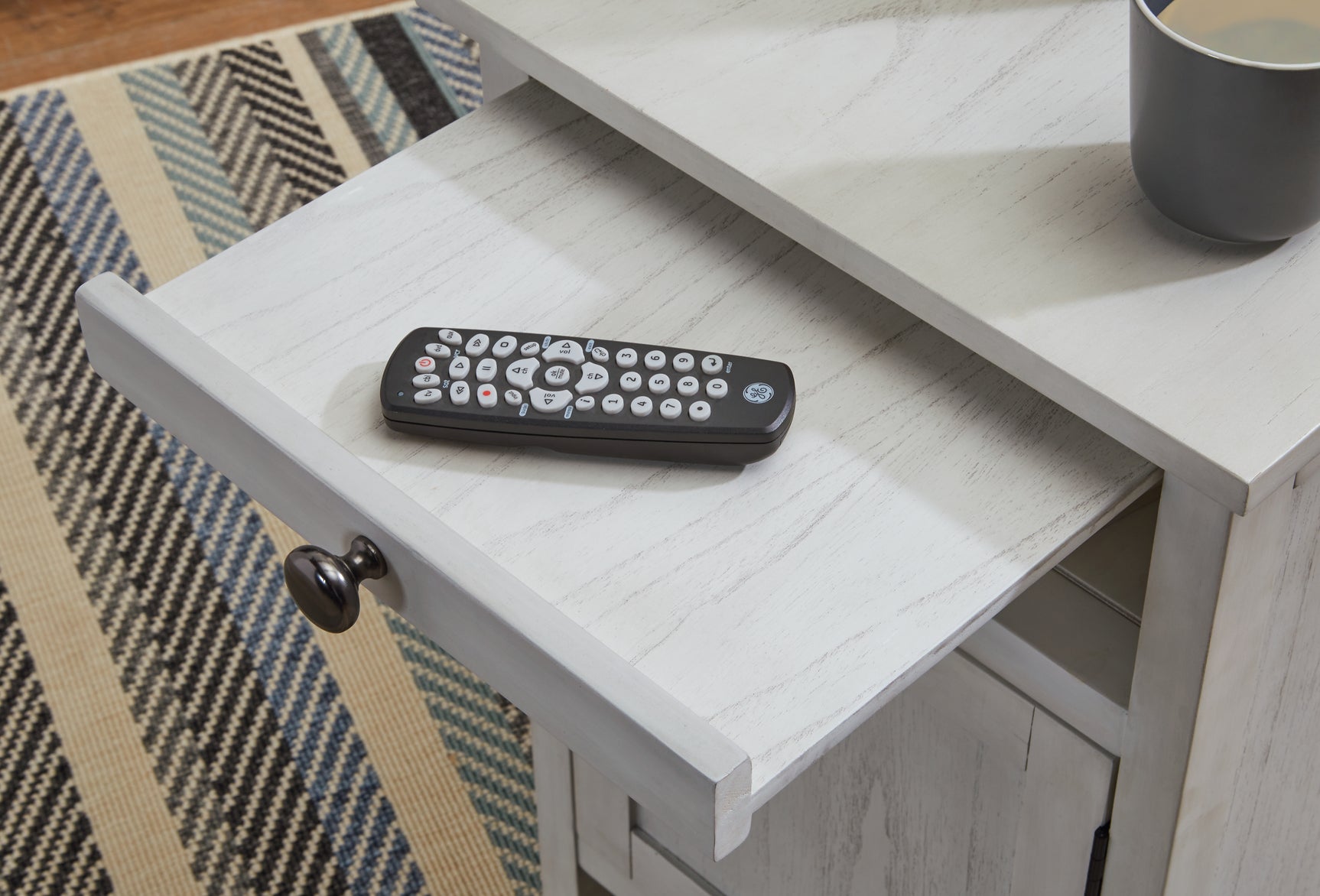 Treytown Chairside End Table - Tampa Furniture Outlet