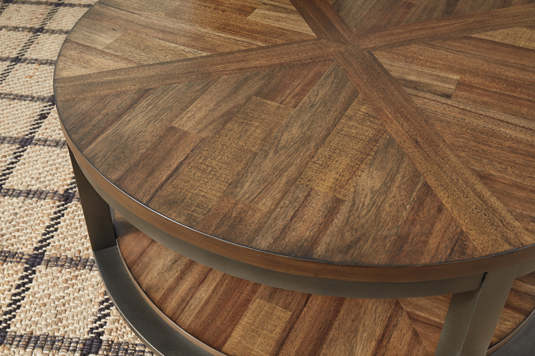 Roybeck Table (Set of 3) - Tampa Furniture Outlet