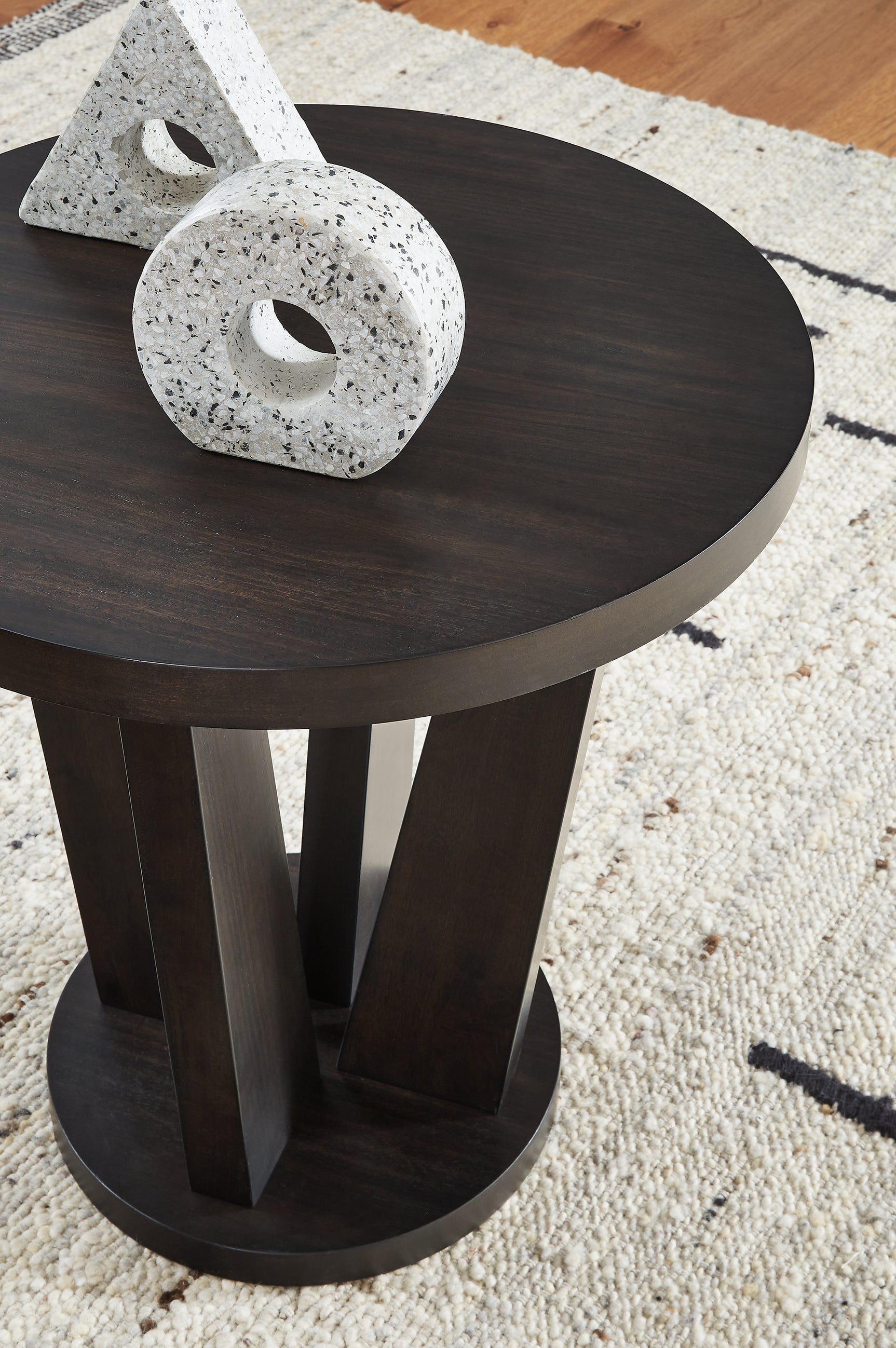 Chasinfield End Table - Tampa Furniture Outlet