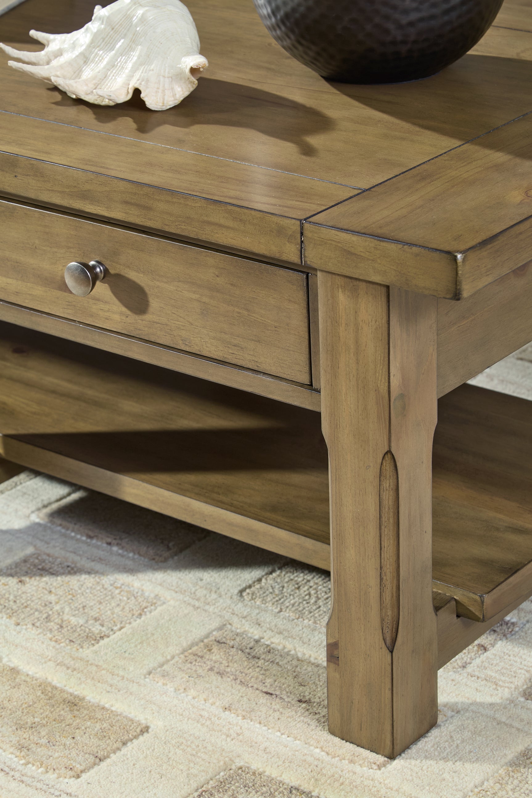 Vandenmore Coffee Table - Tampa Furniture Outlet