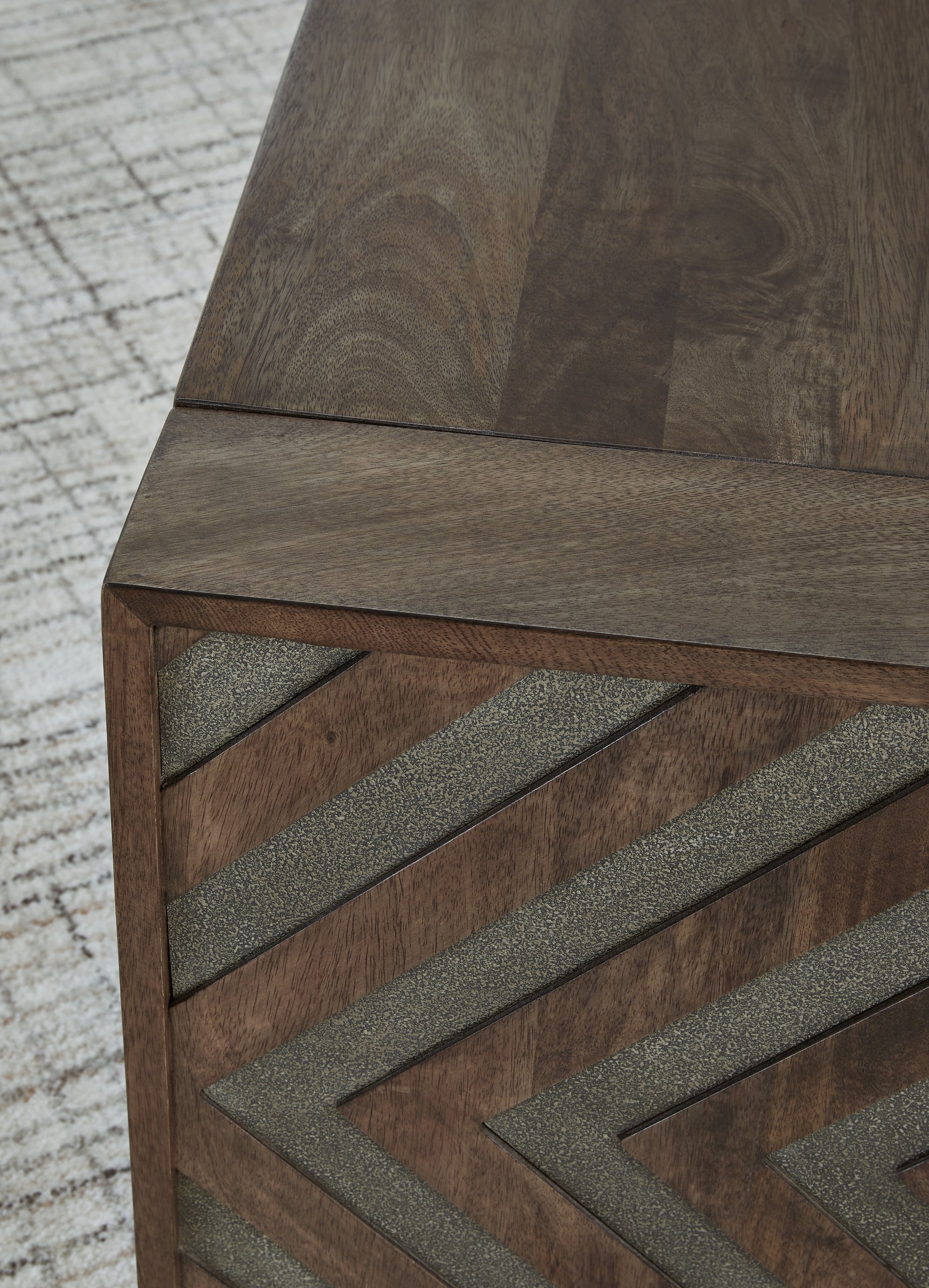 Dreggan Coffee Table - Tampa Furniture Outlet