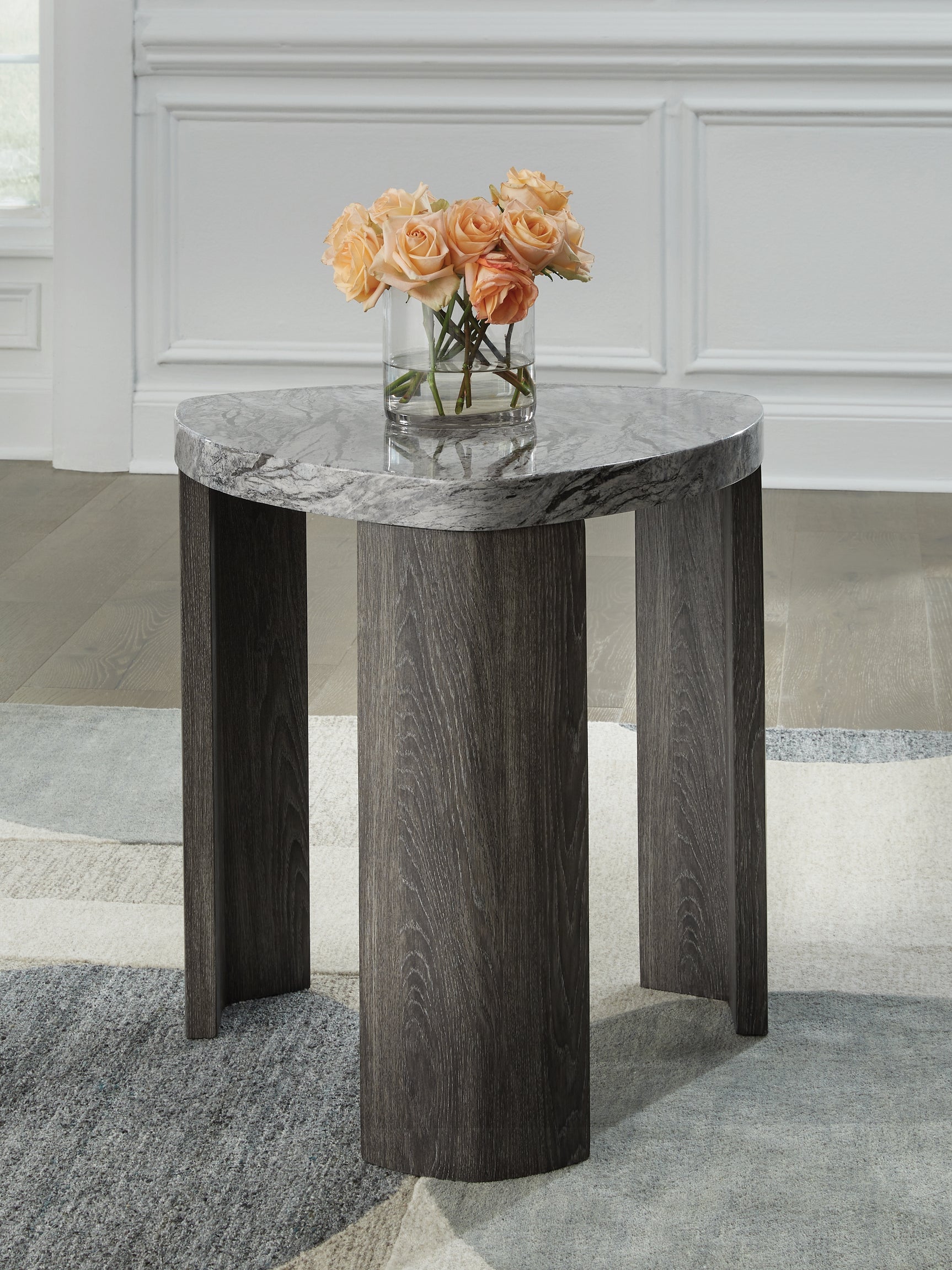 Tampa Furniture Outlet - Ashley Furniture - Surmour End Table - Triangle End Table / Gray/Brown - T600-6