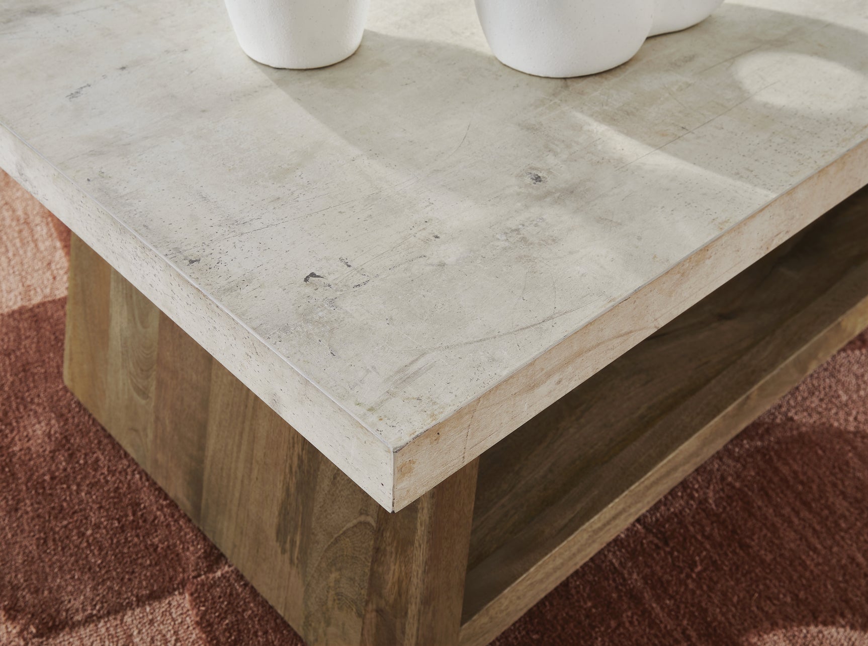 Brendalhouse Coffee Table - Tampa Furniture Outlet