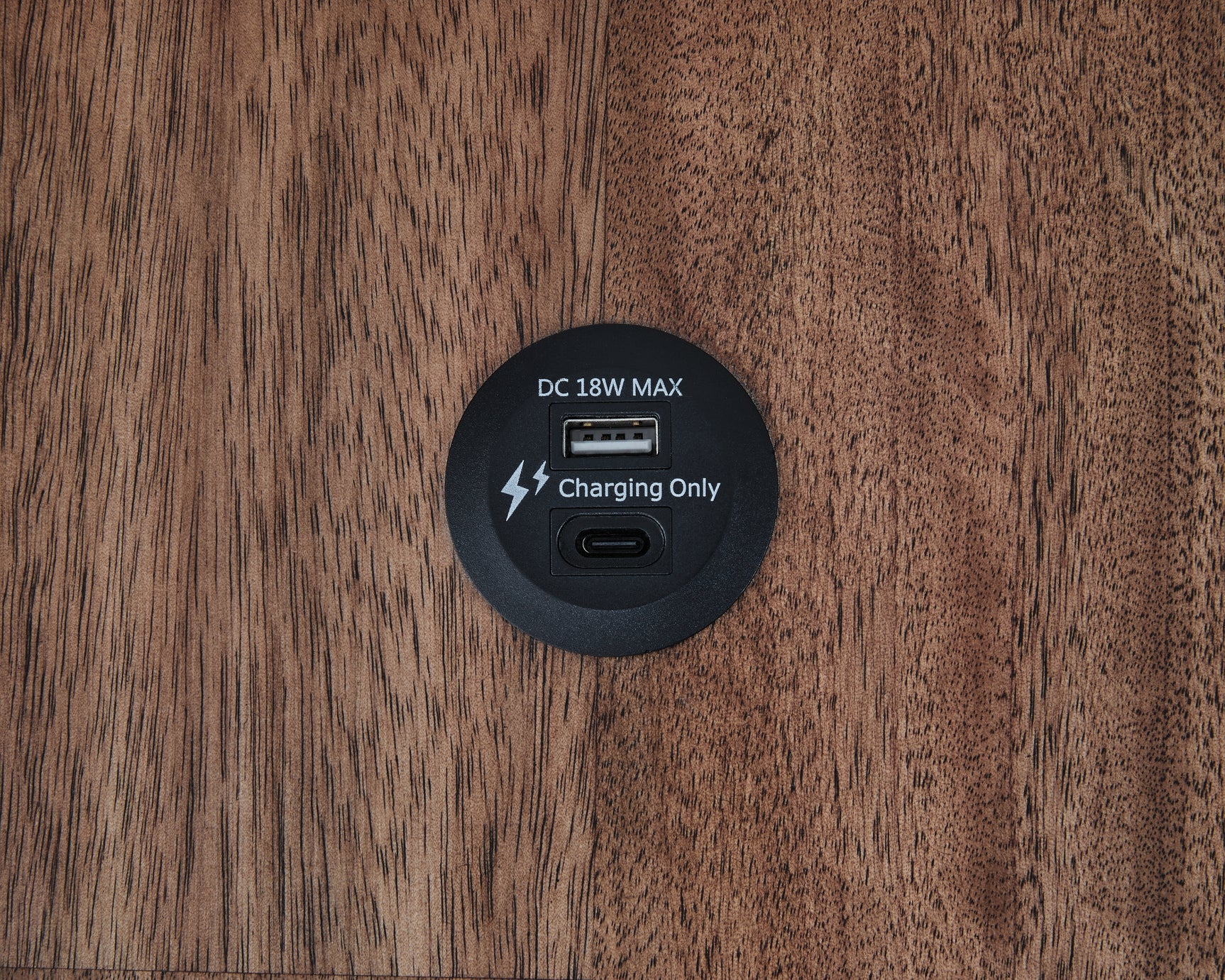 Wildenauer Chairside End Table - Tampa Furniture Outlet