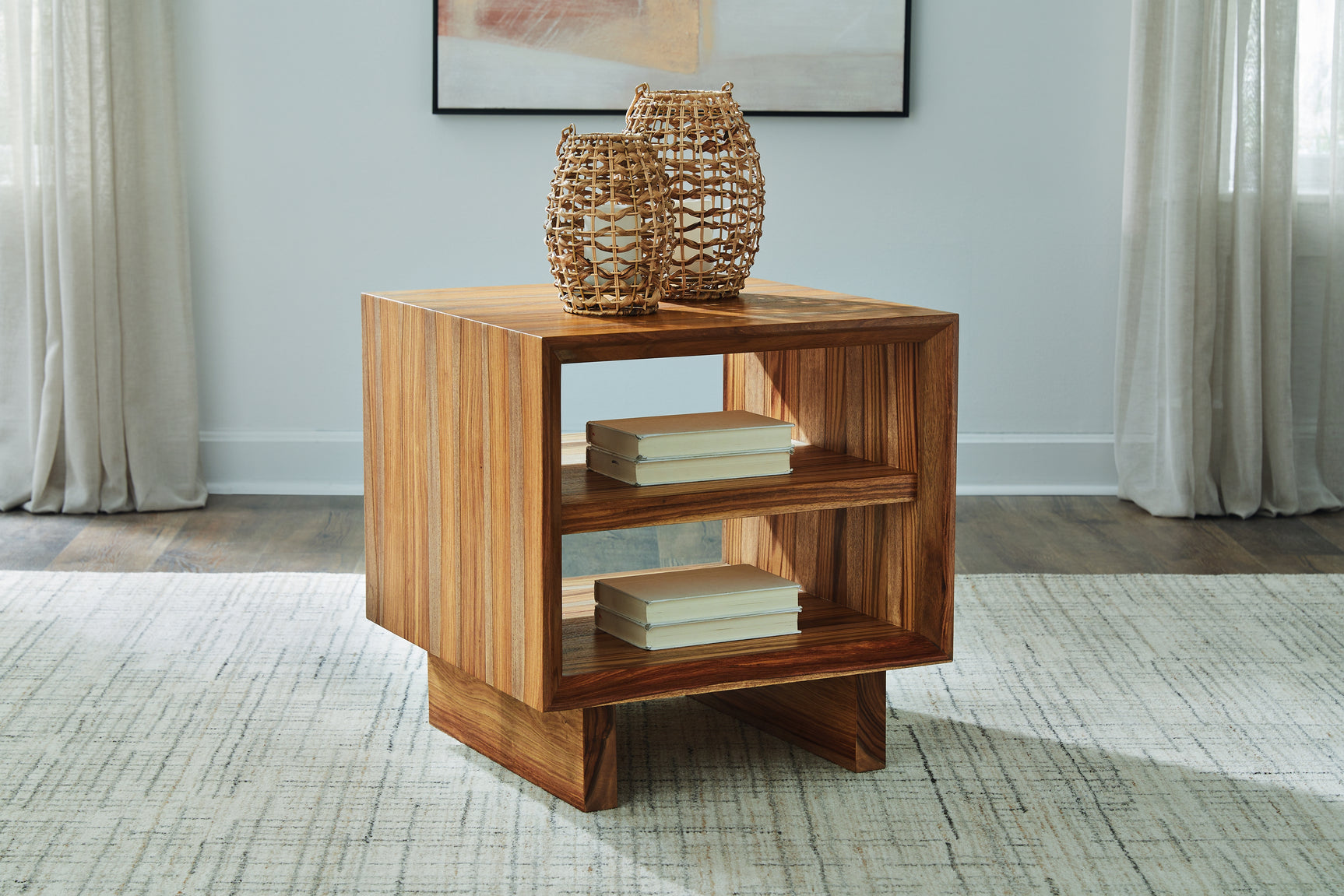 Dressonni End Table - Tampa Furniture Outlet