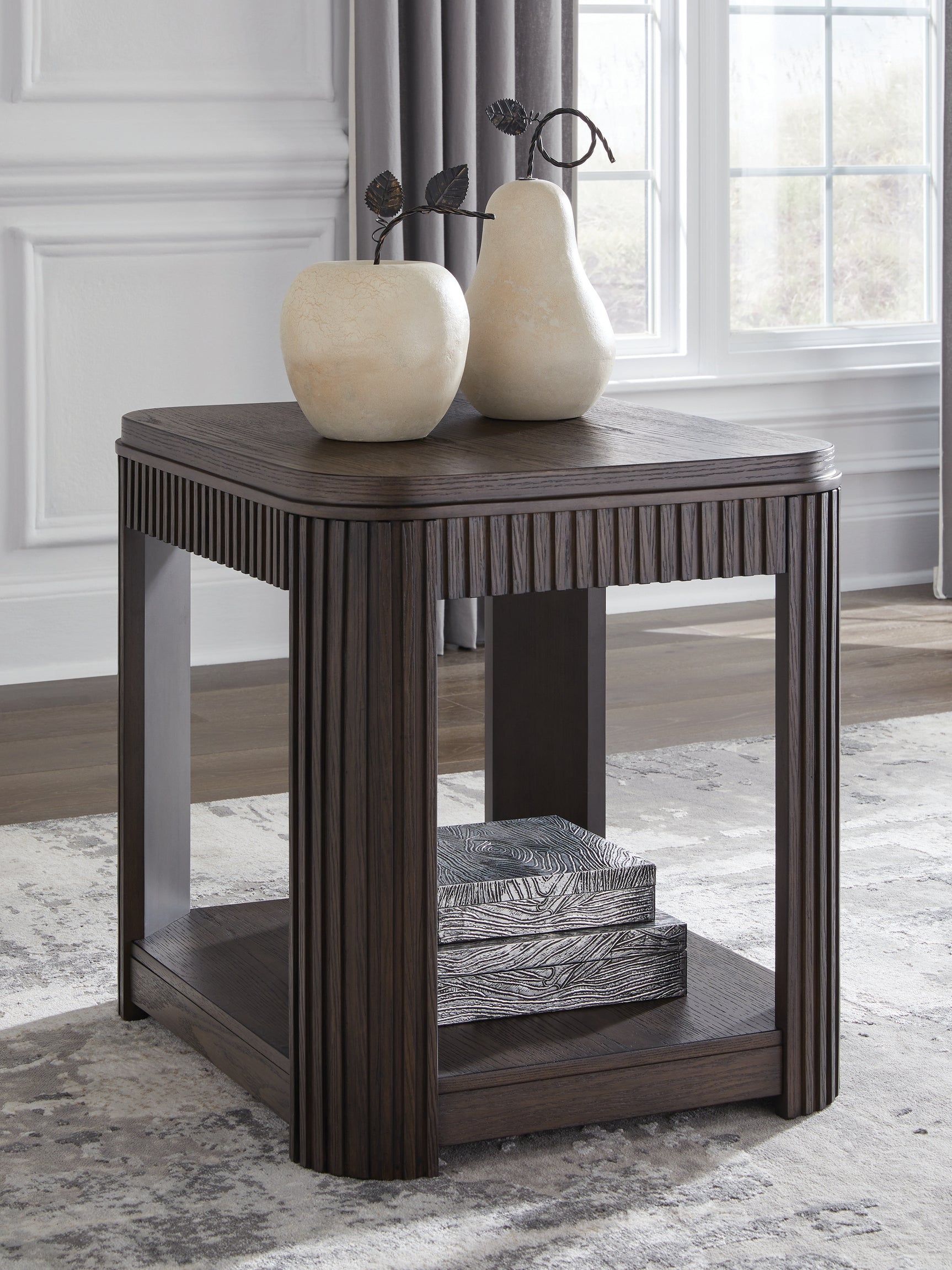 Tampa Furniture Outlet - Ashley Furniture - Carlibrie End Table - Rectangular End Table / Warm Brown - T700-3