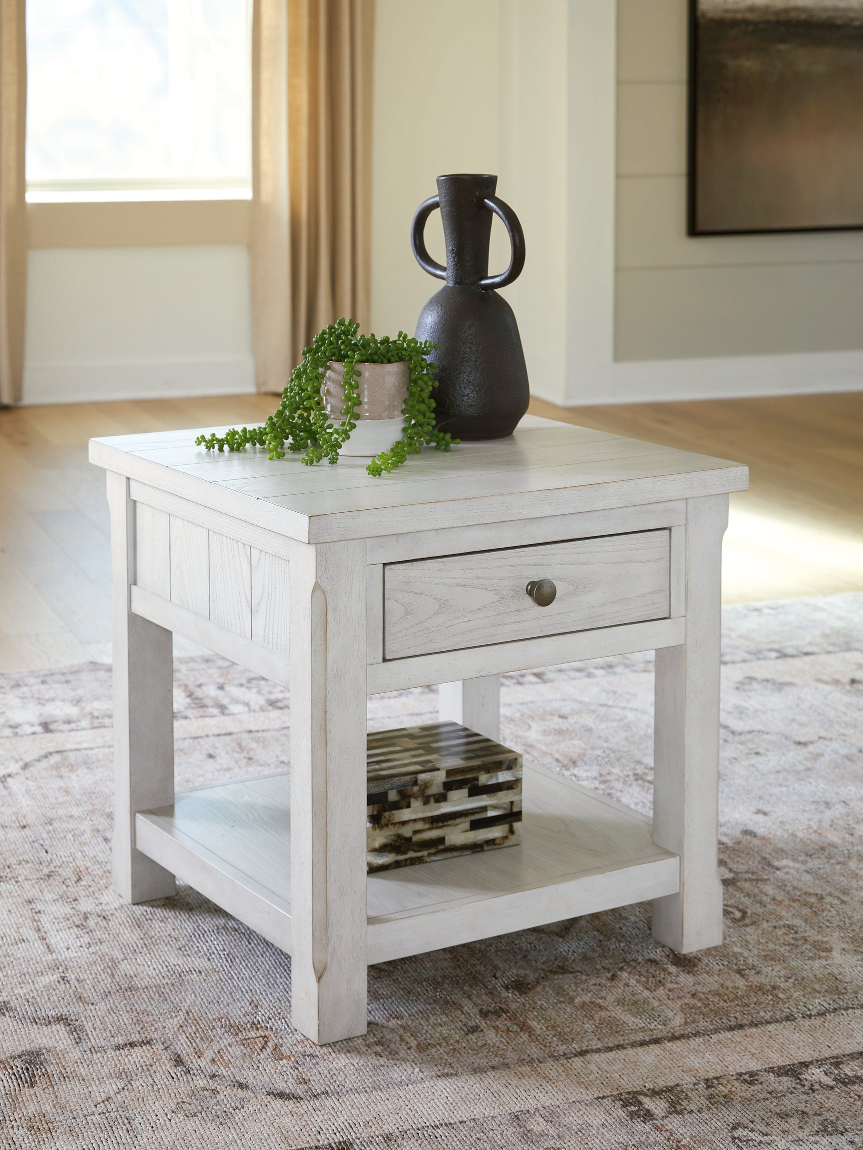 Tampa Furniture Outlet - Ashley Furniture - Robbinsdale End Table - Square End Table - T729-2