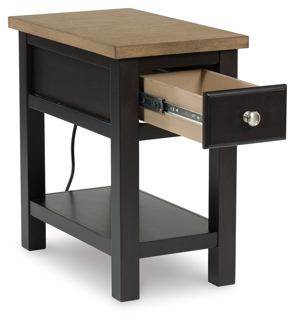 Drazmine Chairside End Table - Tampa Furniture Outlet