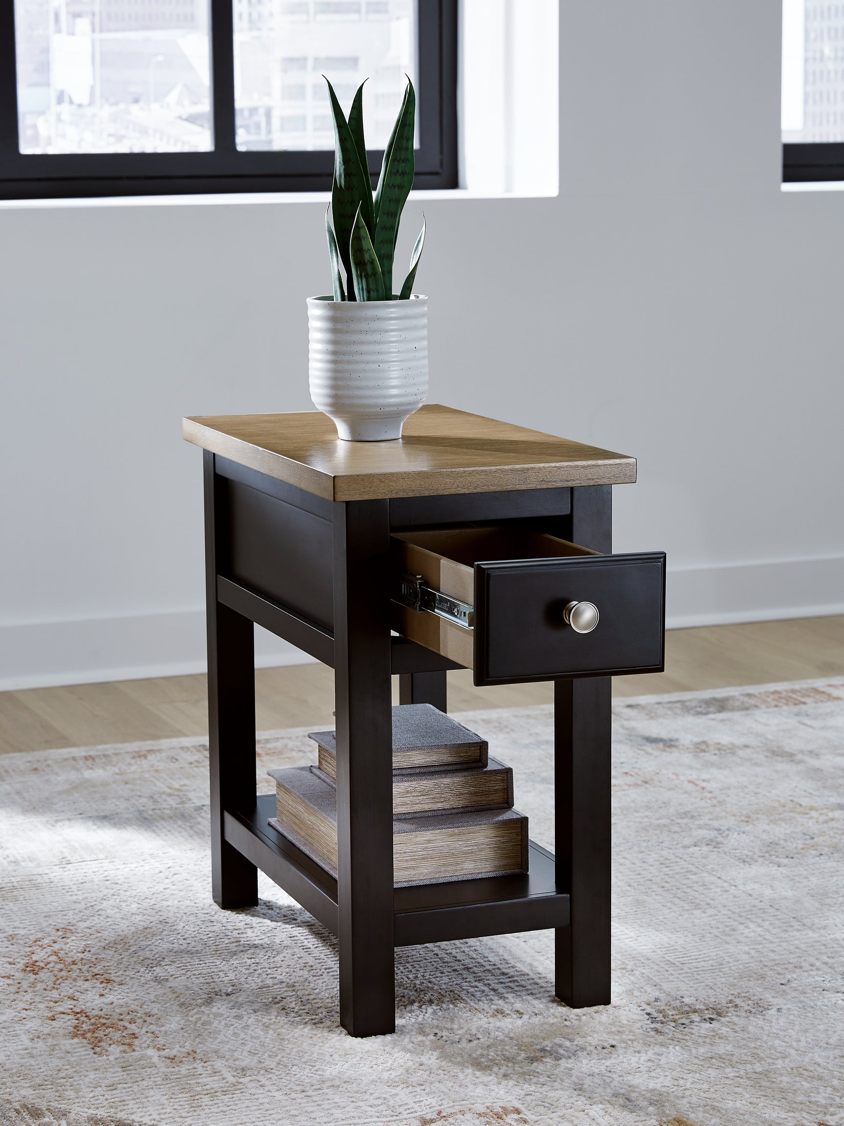 Drazmine Chairside End Table - Tampa Furniture Outlet