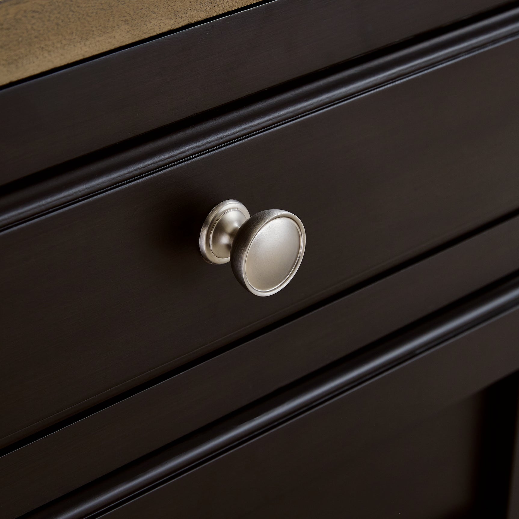 Drazmine Chairside End Table - Tampa Furniture Outlet