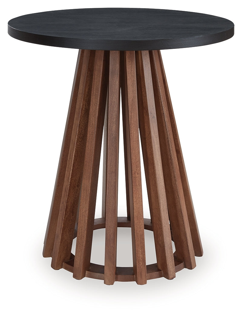 Kallari End Table - Tampa Furniture Outlet