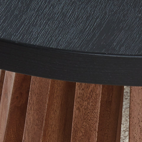 Kallari End Table - Tampa Furniture Outlet