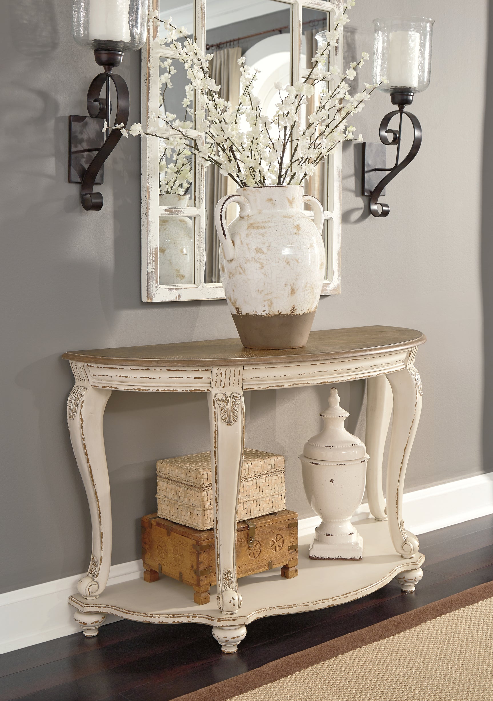 Realyn Sofa Table - Tampa Furniture Outlet