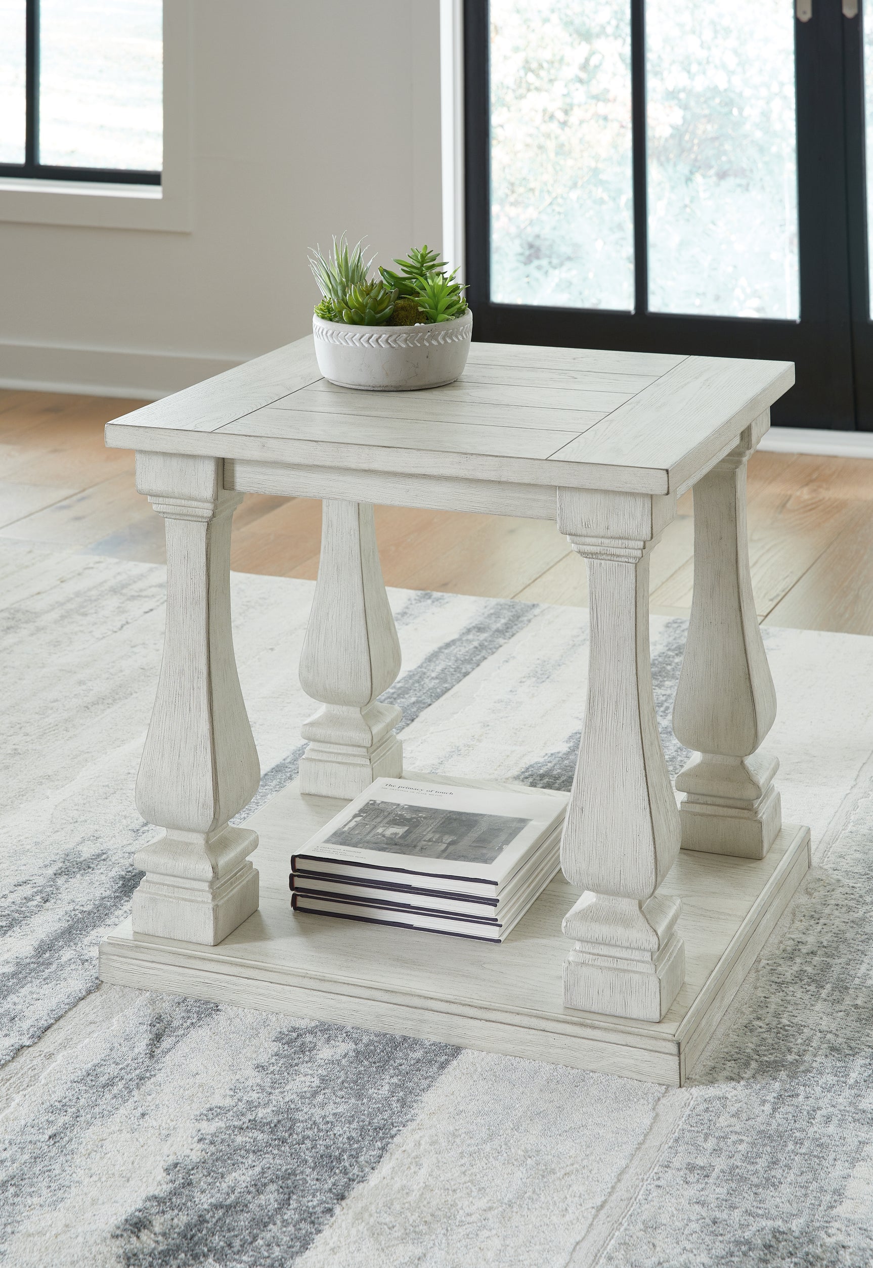 Arlendyne End Table - Tampa Furniture Outlet
