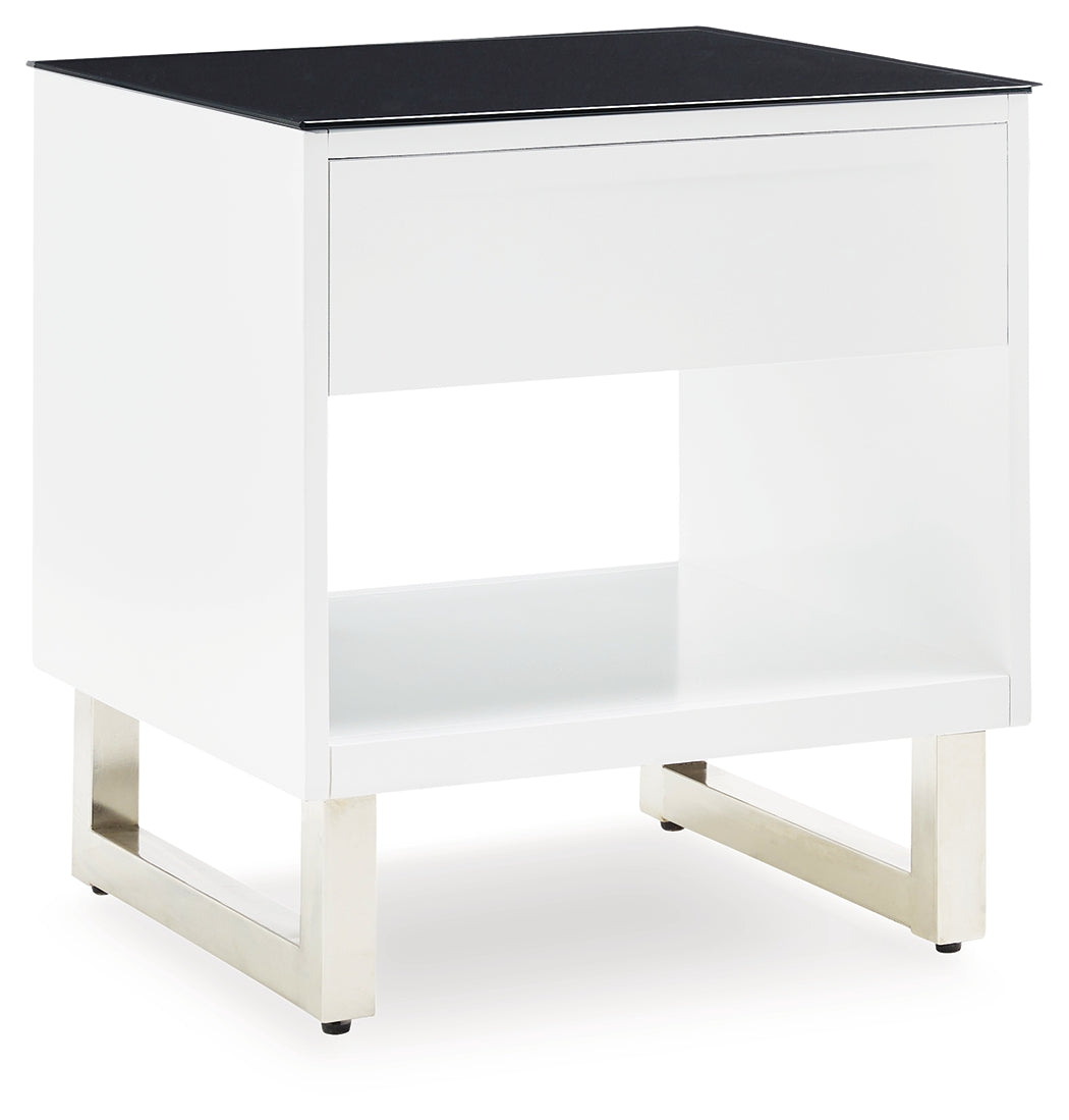 Gardoni End Table - Tampa Furniture Outlet