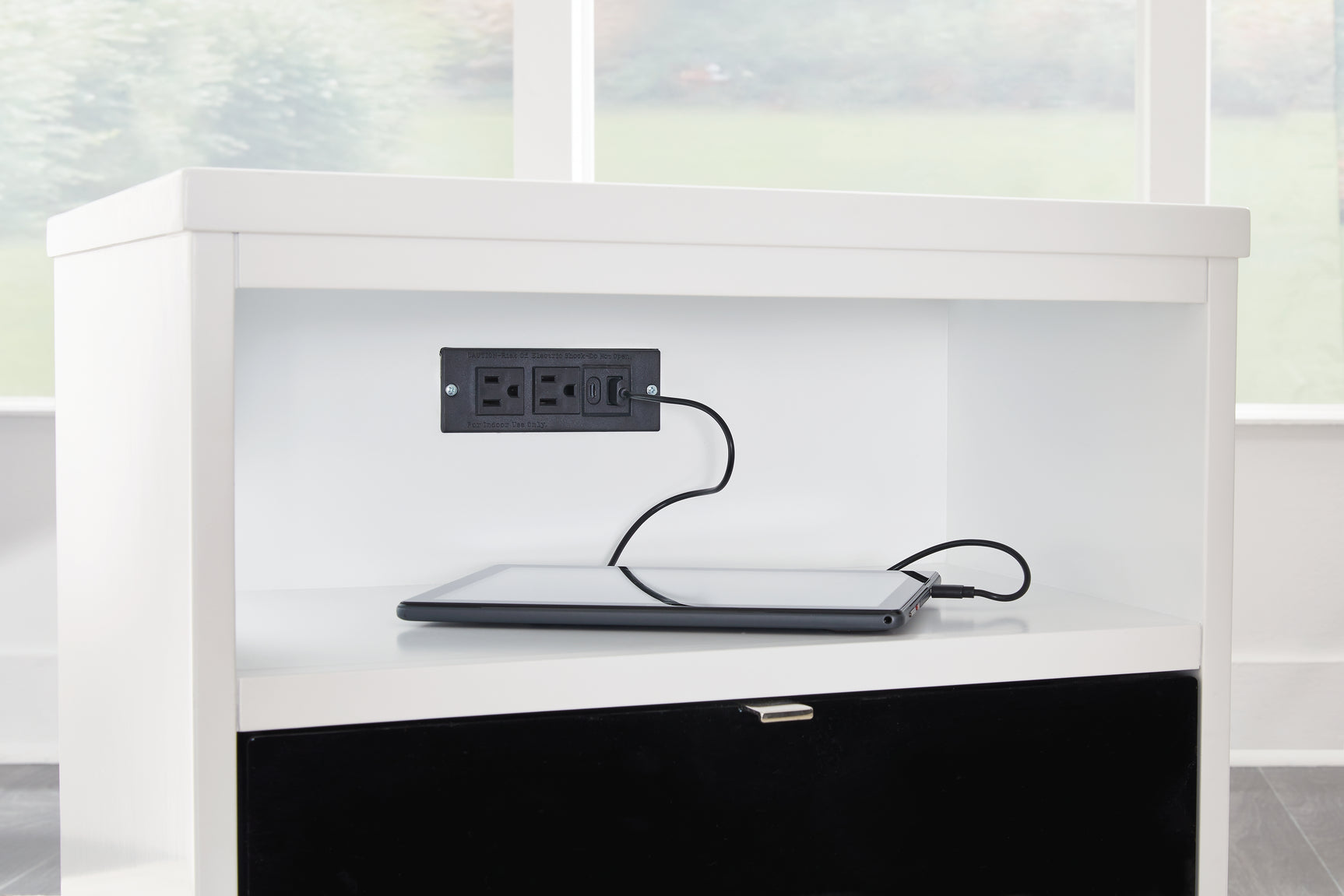 Gardoni Chairside End Table - Tampa Furniture Outlet