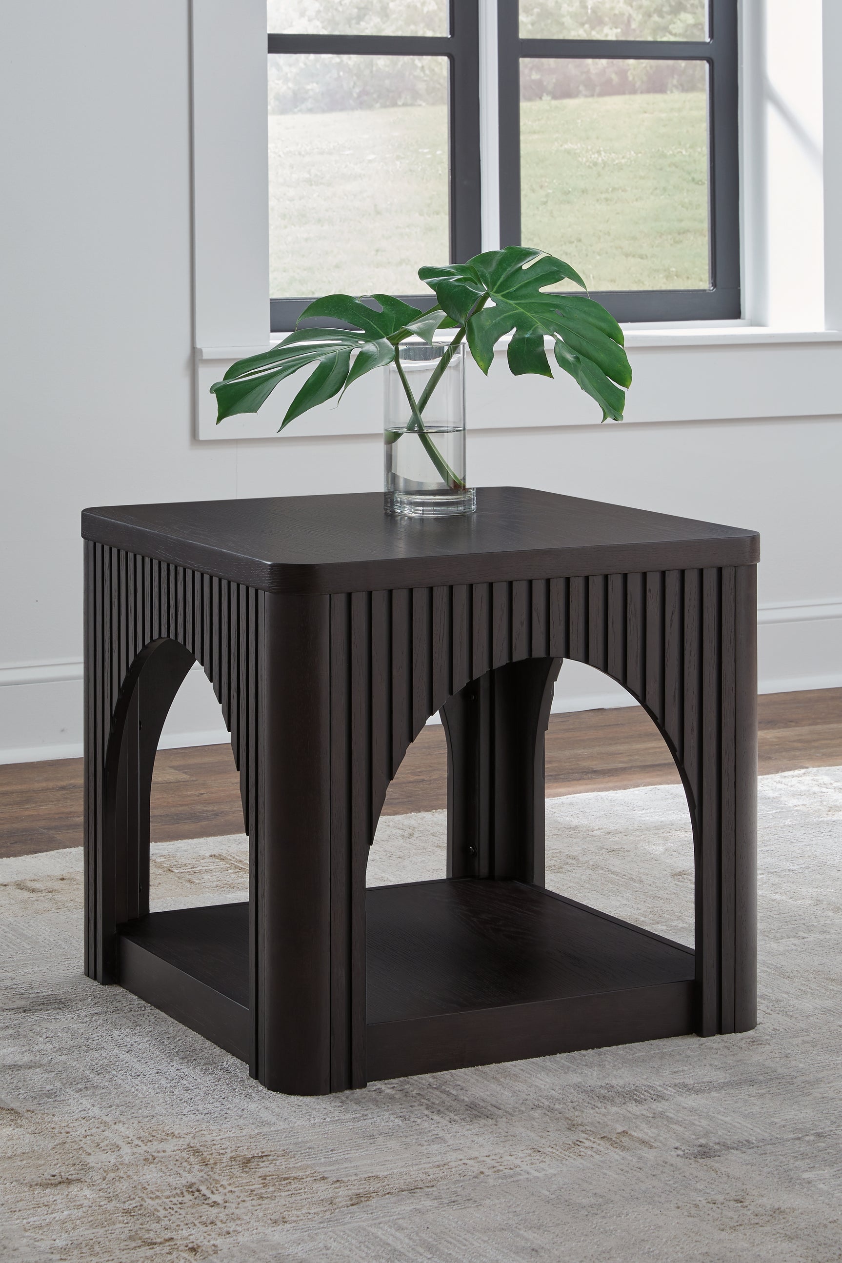 Tampa Furniture Outlet - Ashley Furniture - Yellink End Table - Square End Table / Black - T760-2