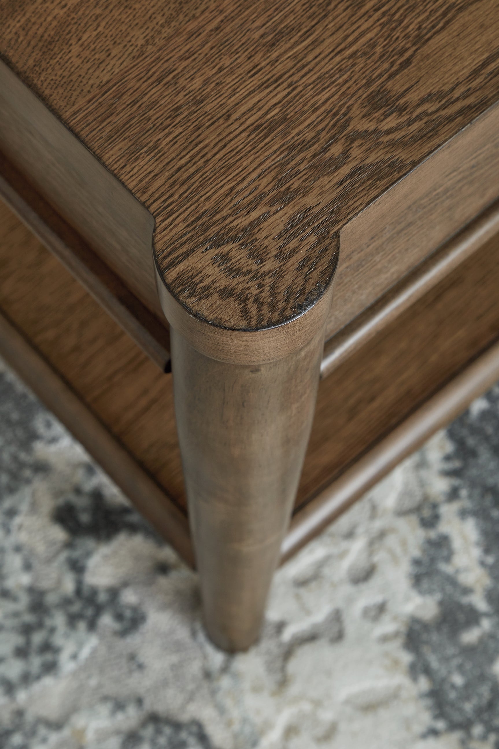 Roanhowe End Table - Tampa Furniture Outlet