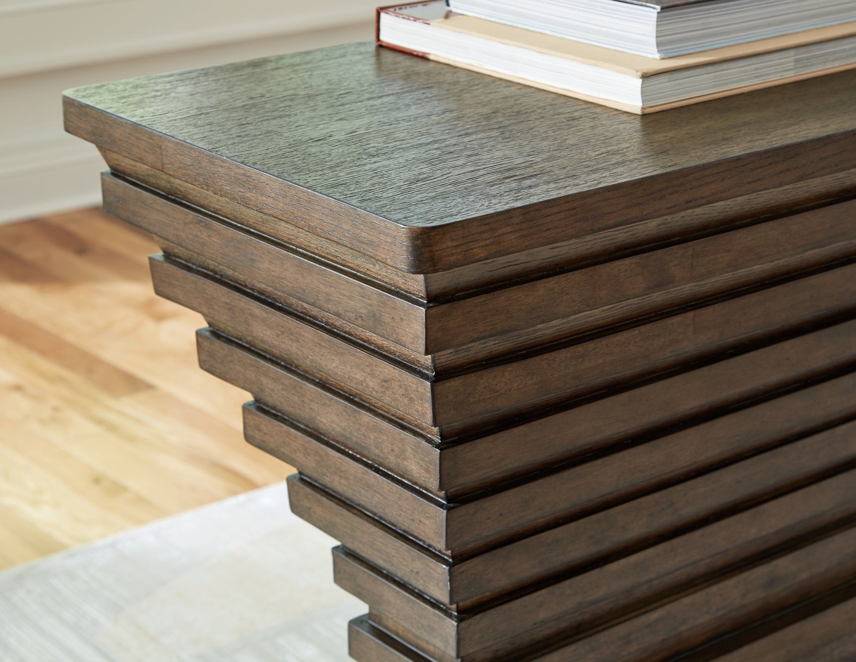 Hannodream Sofa Table - Tampa Furniture Outlet