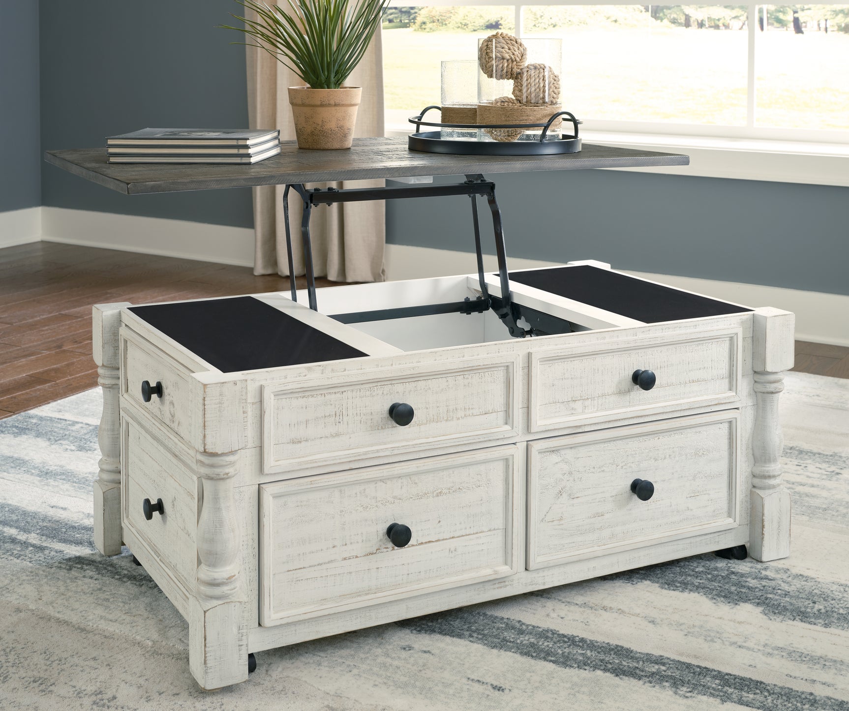 Havalance Lift-Top Coffee Table - Tampa Furniture Outlet